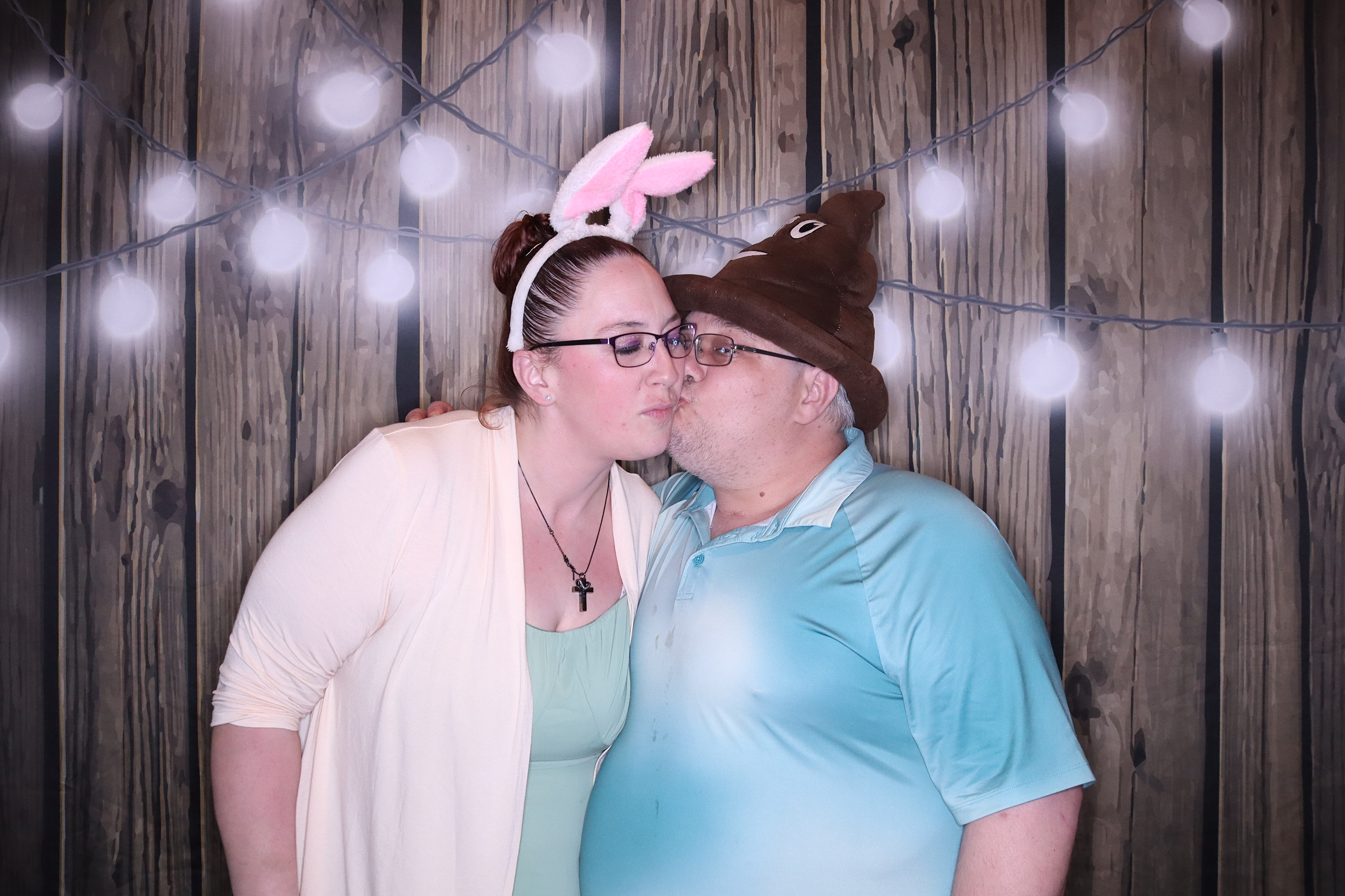 The Schuster Wedding | View more photos from the event at gallery.photoboothbillings.com/u/PhotoBoothBillings/The-Schuster-Wedding
