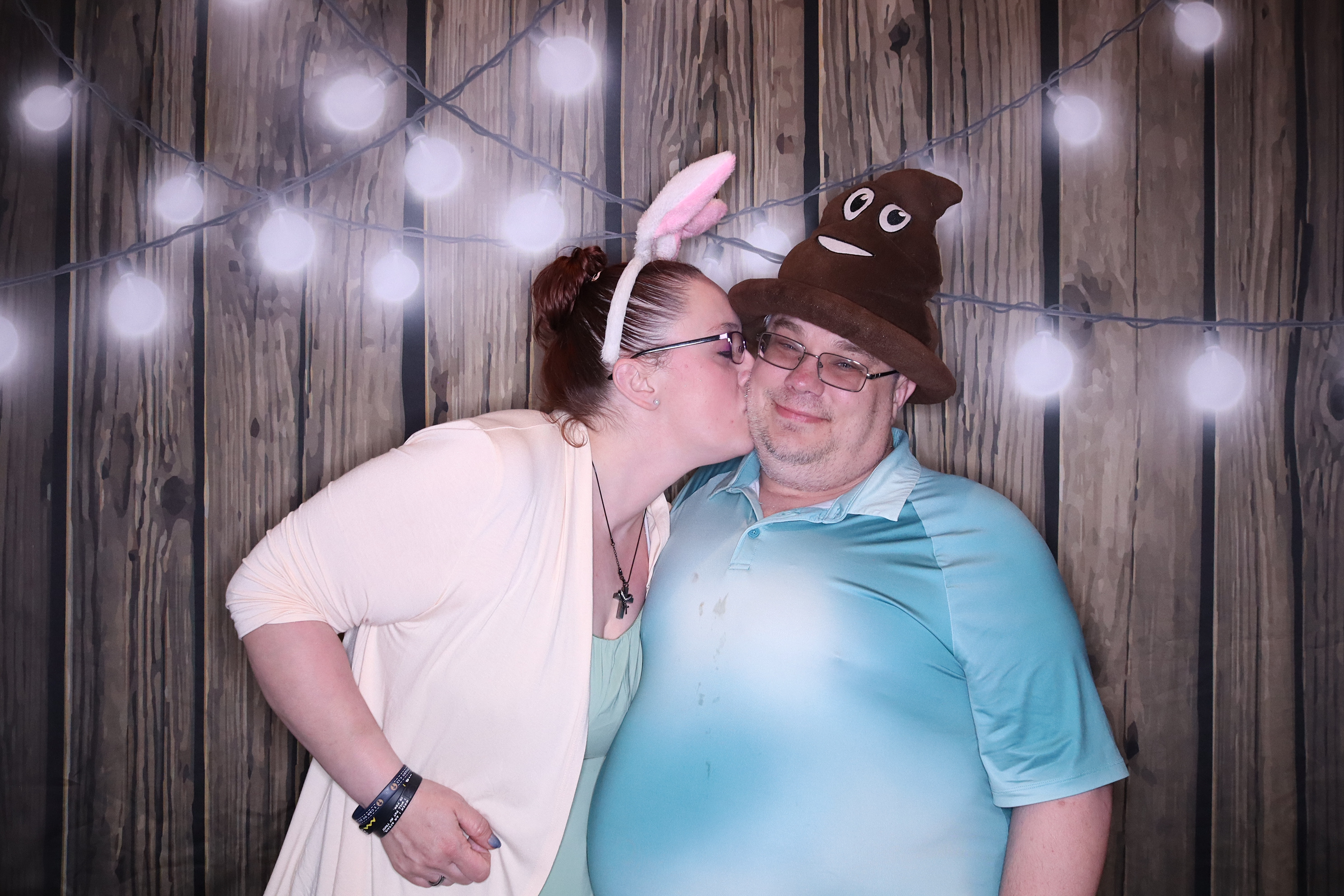The Schuster Wedding | View more photos from the event at gallery.photoboothbillings.com/u/PhotoBoothBillings/The-Schuster-Wedding