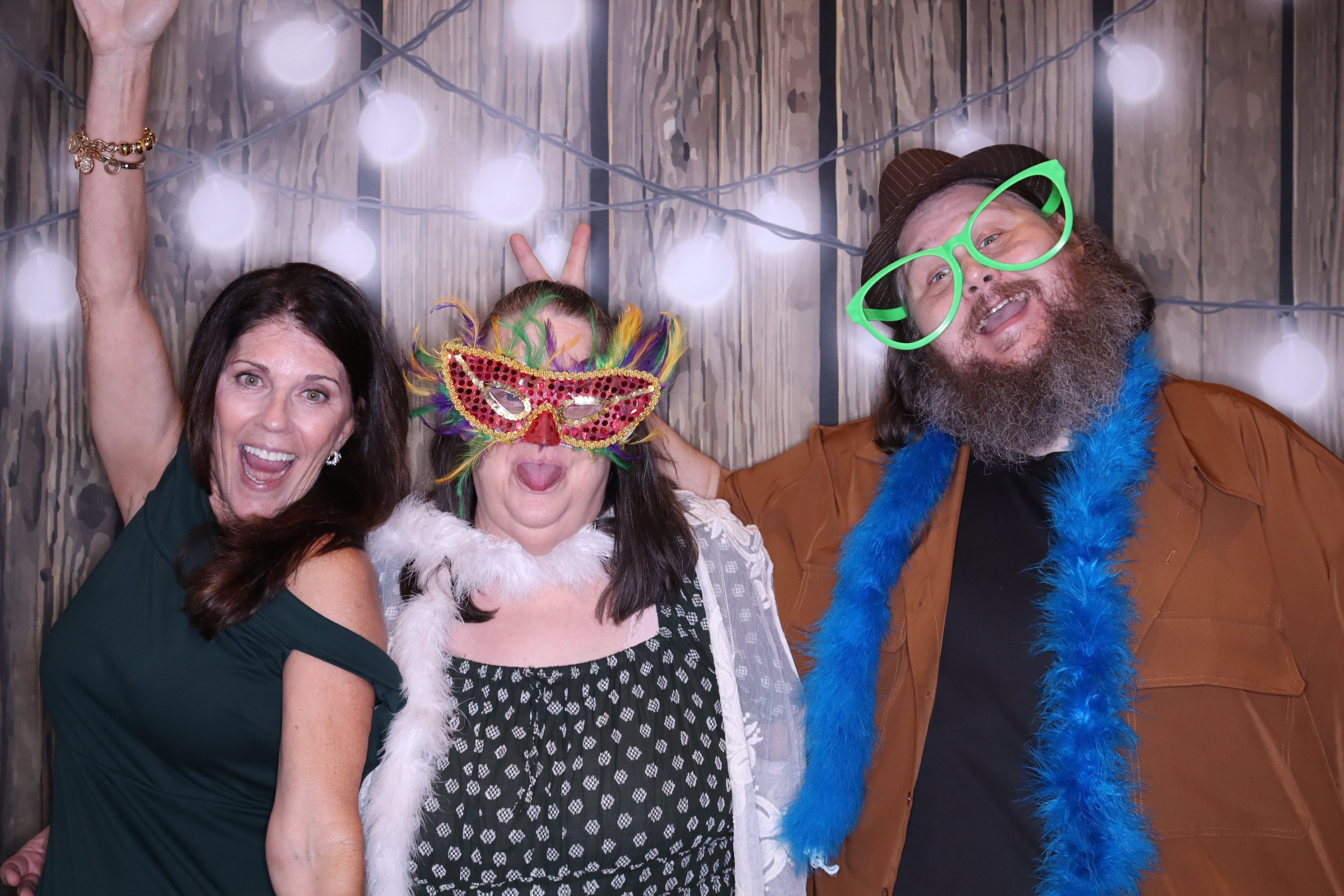 The Schuster Wedding | View more photos from the event at gallery.photoboothbillings.com/u/PhotoBoothBillings/The-Schuster-Wedding