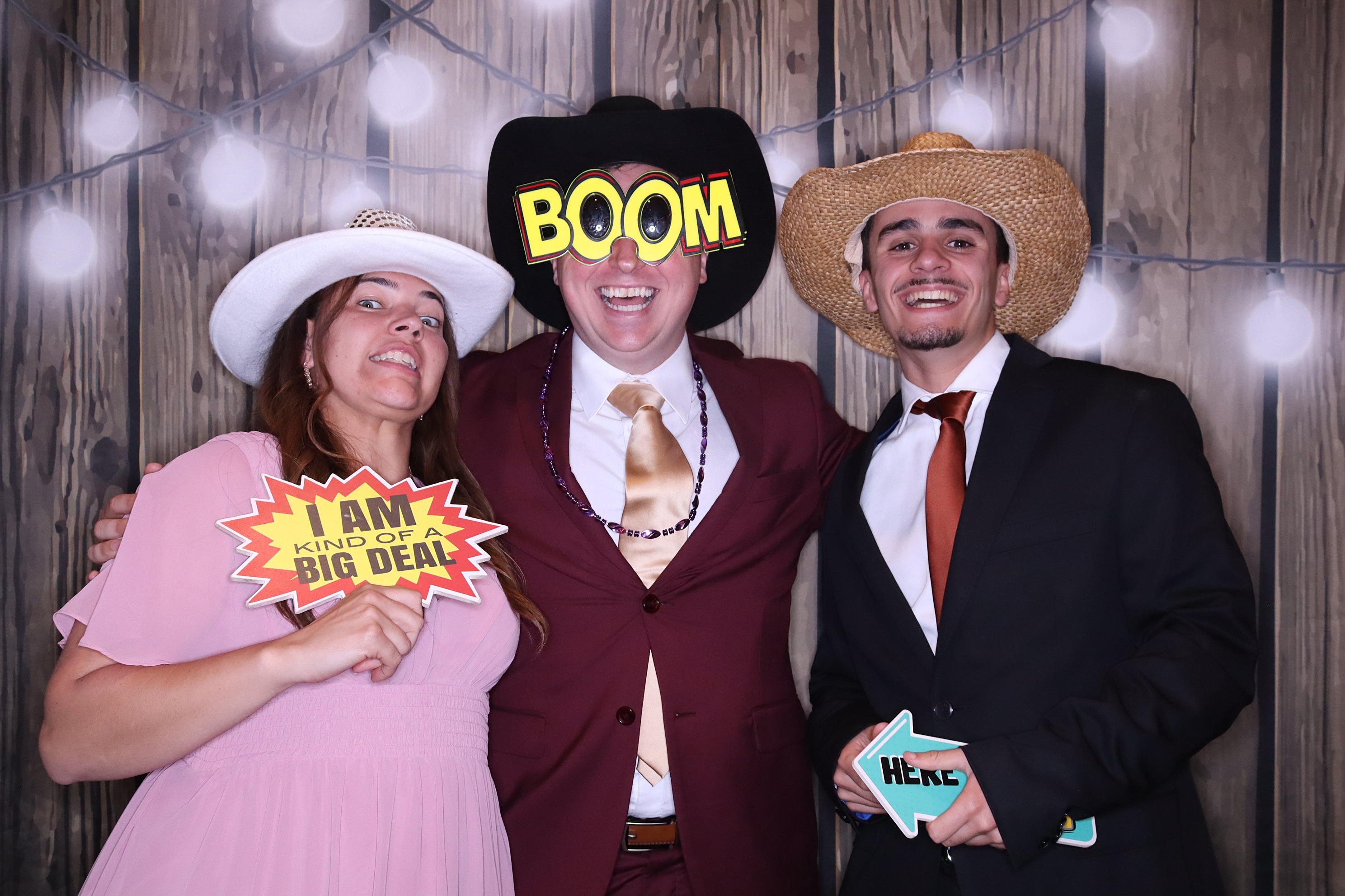 The Schuster Wedding | View more photos from the event at gallery.photoboothbillings.com/u/PhotoBoothBillings/The-Schuster-Wedding