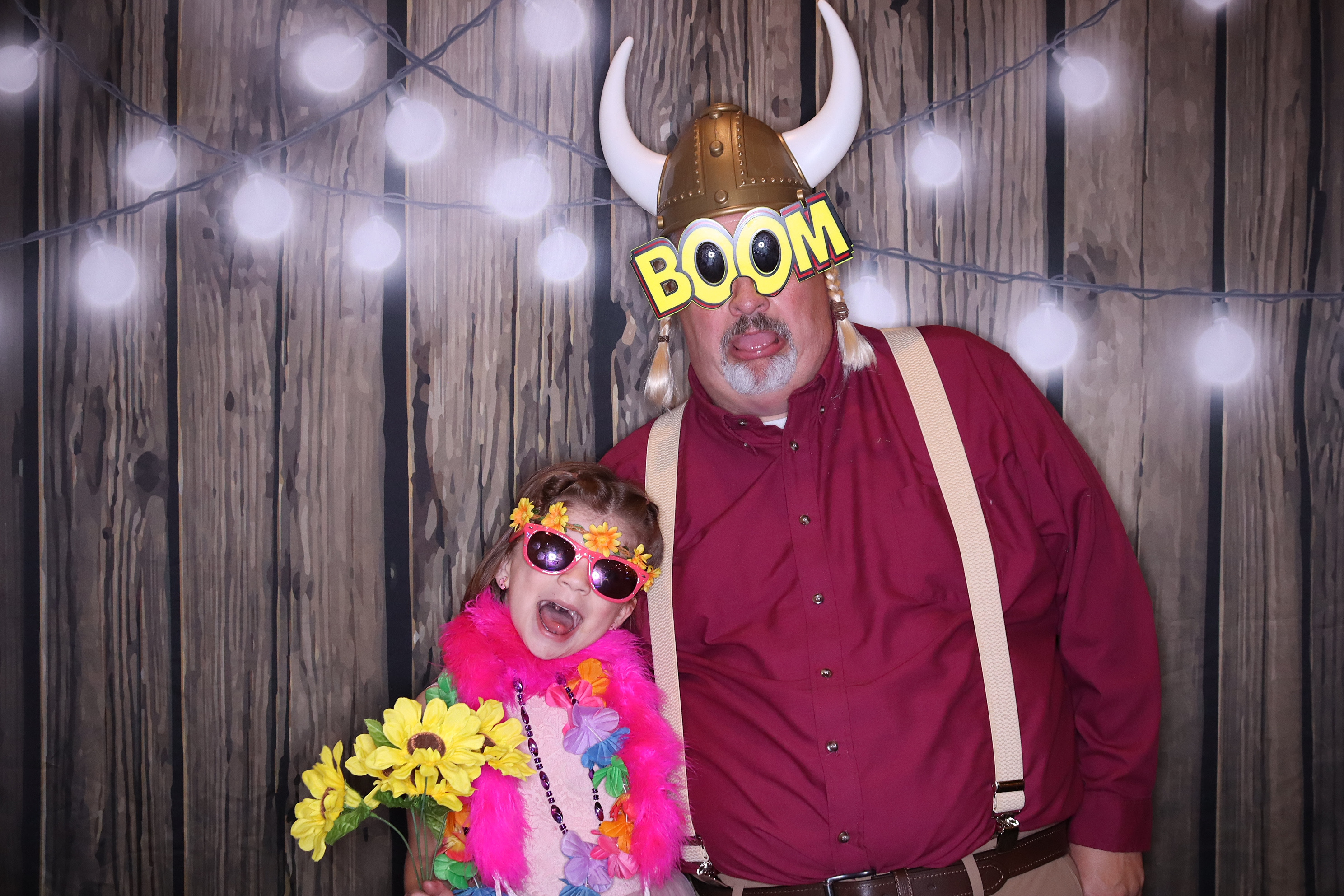 The Schuster Wedding | View more photos from the event at gallery.photoboothbillings.com/u/PhotoBoothBillings/The-Schuster-Wedding