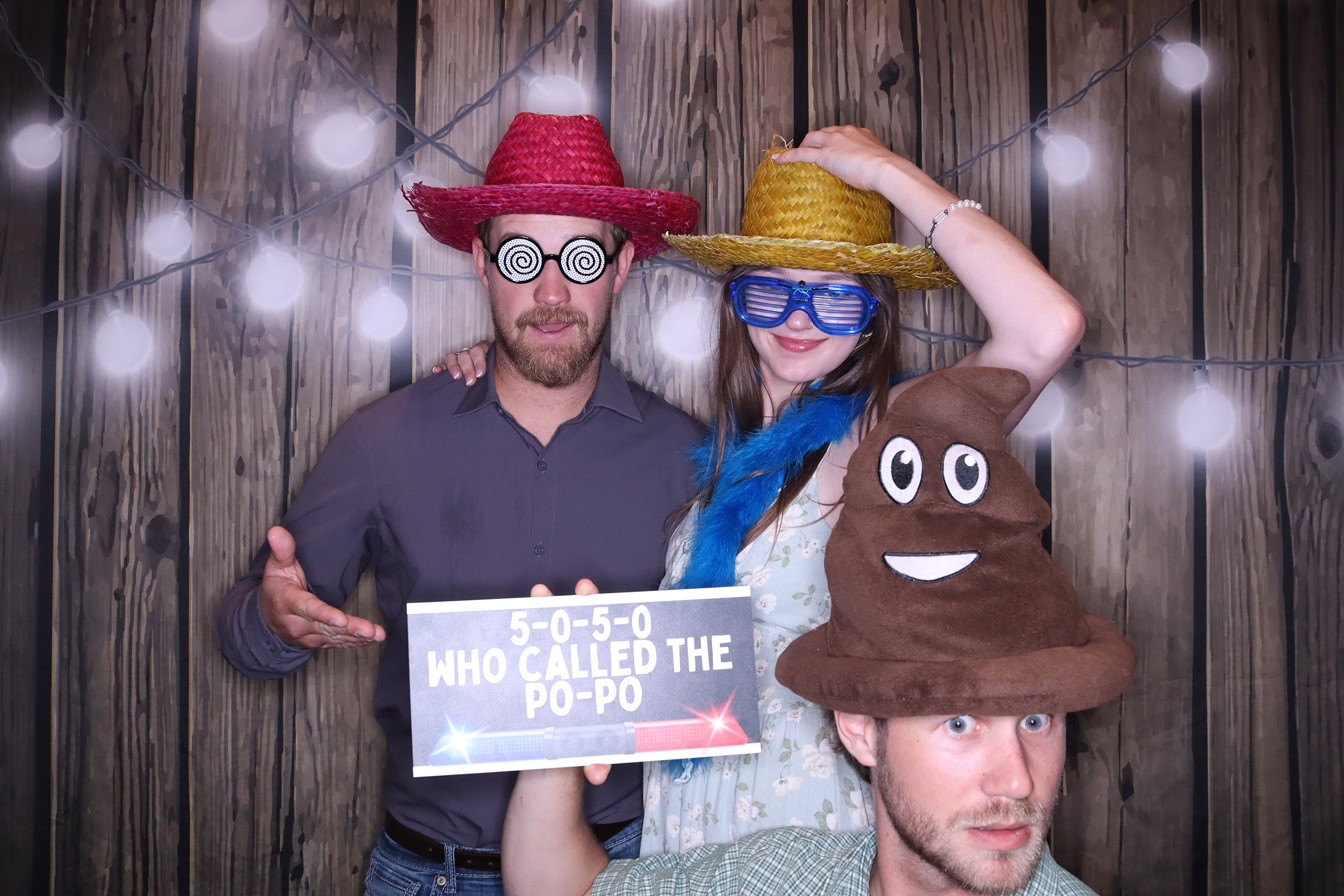 The Schuster Wedding | View more photos from the event at gallery.photoboothbillings.com/u/PhotoBoothBillings/The-Schuster-Wedding