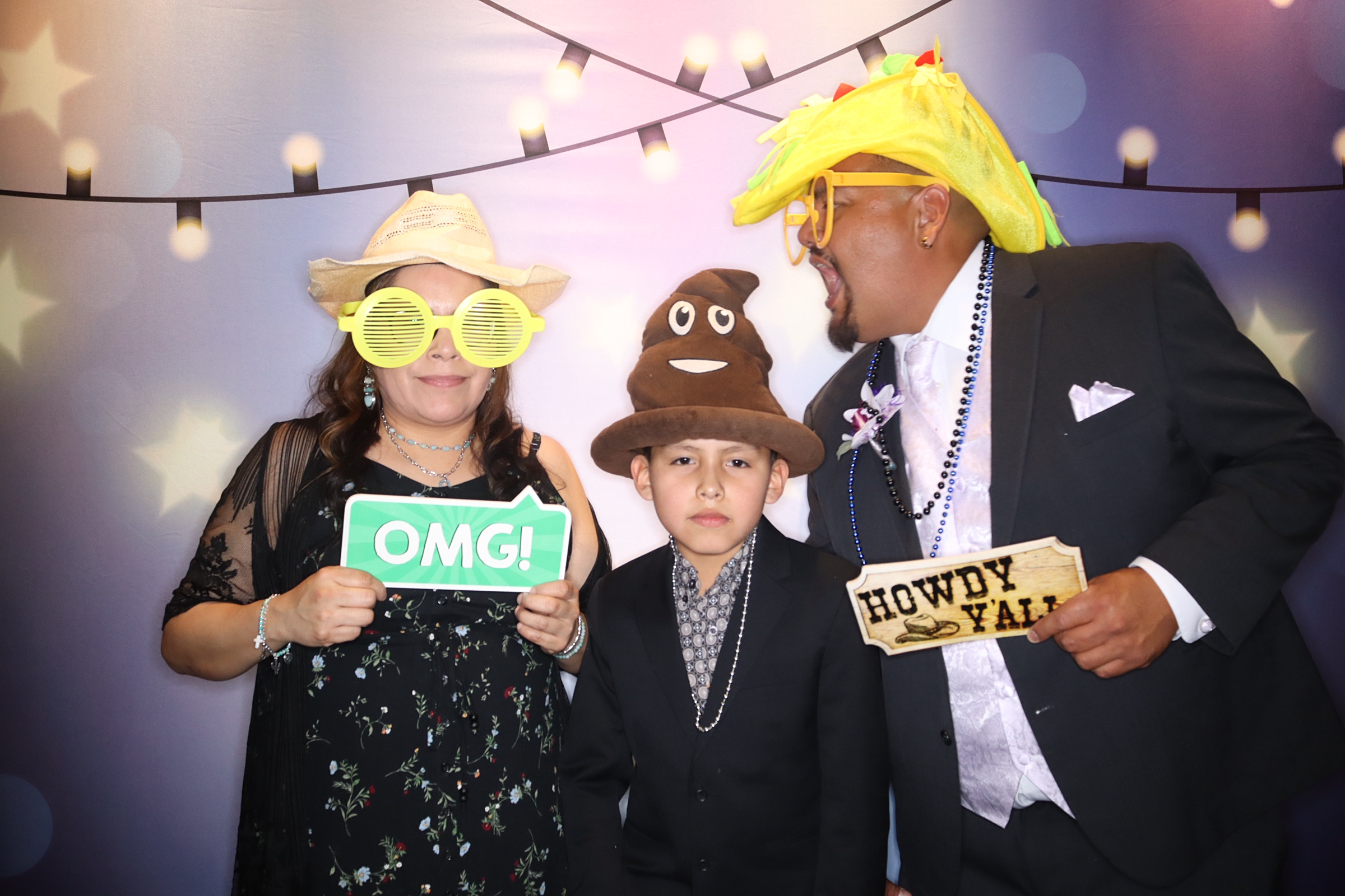 Tia and Gabrial Wedding | View more photos from the event at gallery.photoboothbillings.com/u/PhotoBoothBillings/Tia-and-Gabrial-Wedding