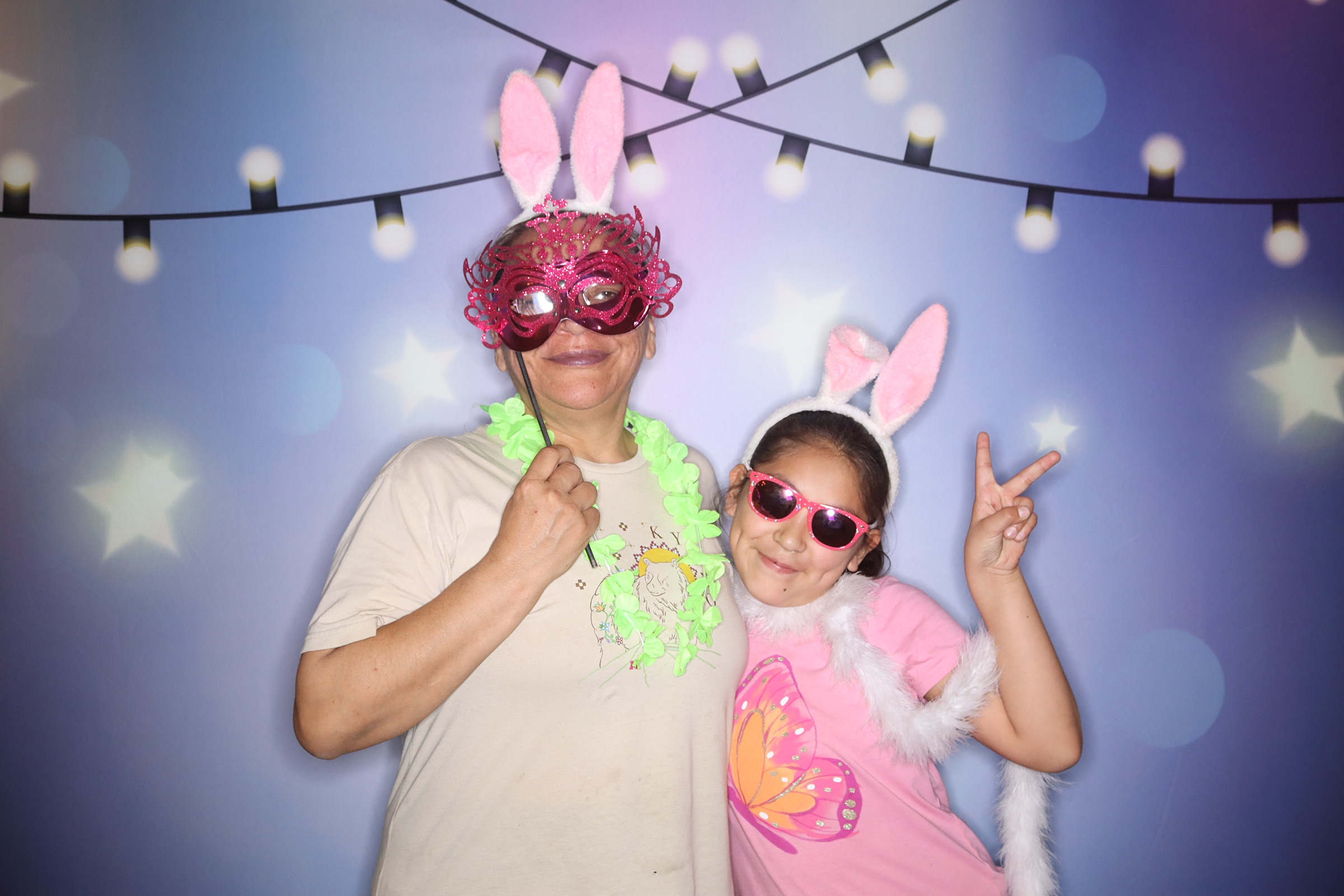 Tia and Gabrial Wedding | View more photos from the event at gallery.photoboothbillings.com/u/PhotoBoothBillings/Tia-and-Gabrial-Wedding