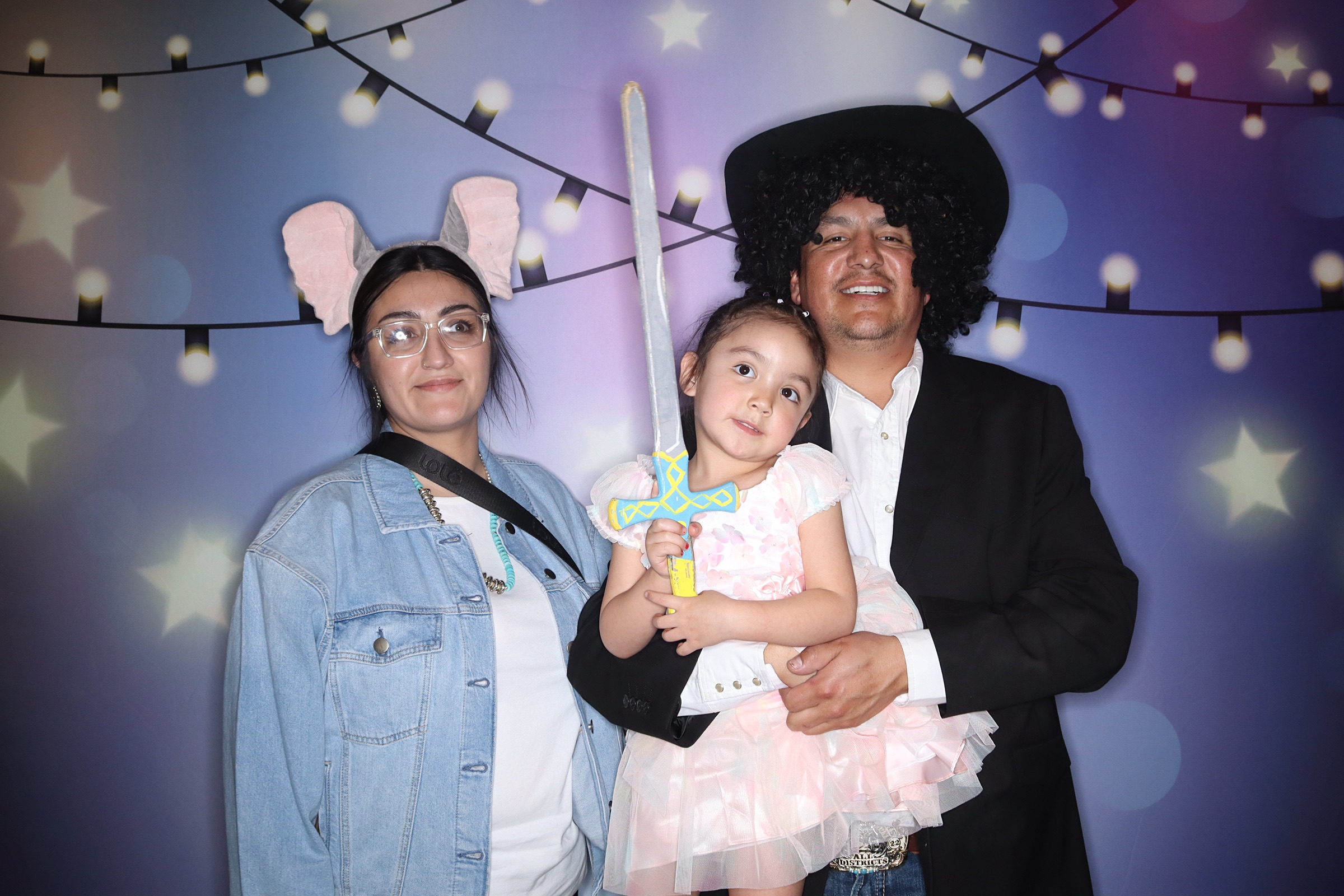 Tia and Gabrial Wedding | View more photos from the event at gallery.photoboothbillings.com/u/PhotoBoothBillings/Tia-and-Gabrial-Wedding