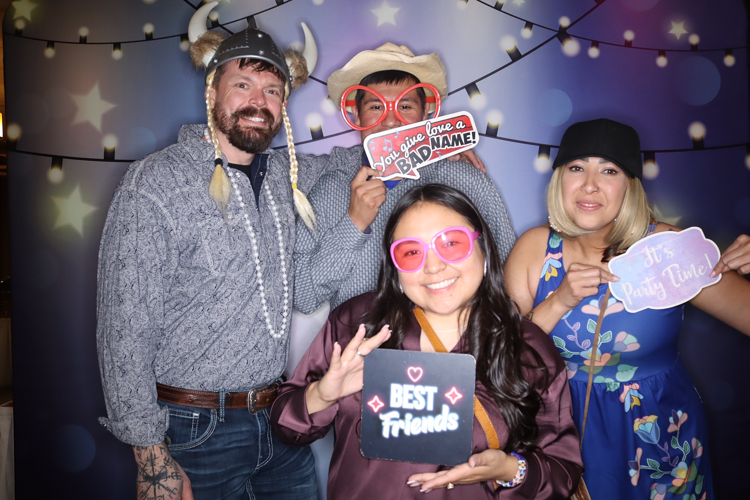 Tia and Gabrial Wedding | View more photos from the event at gallery.photoboothbillings.com/u/PhotoBoothBillings/Tia-and-Gabrial-Wedding