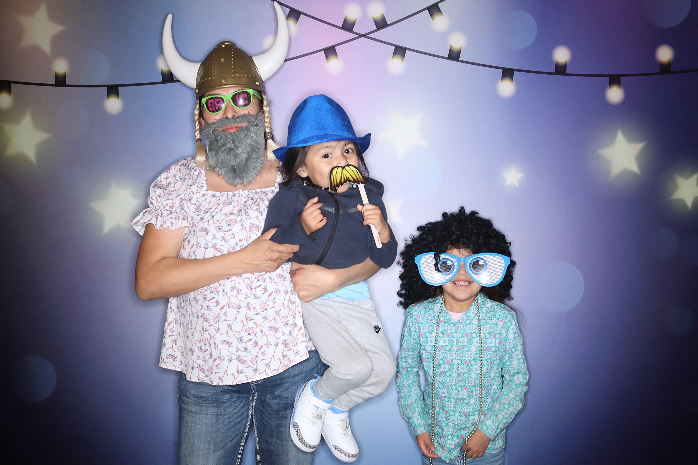 Tia and Gabrial Wedding | View more photos from the event at gallery.photoboothbillings.com/u/PhotoBoothBillings/Tia-and-Gabrial-Wedding