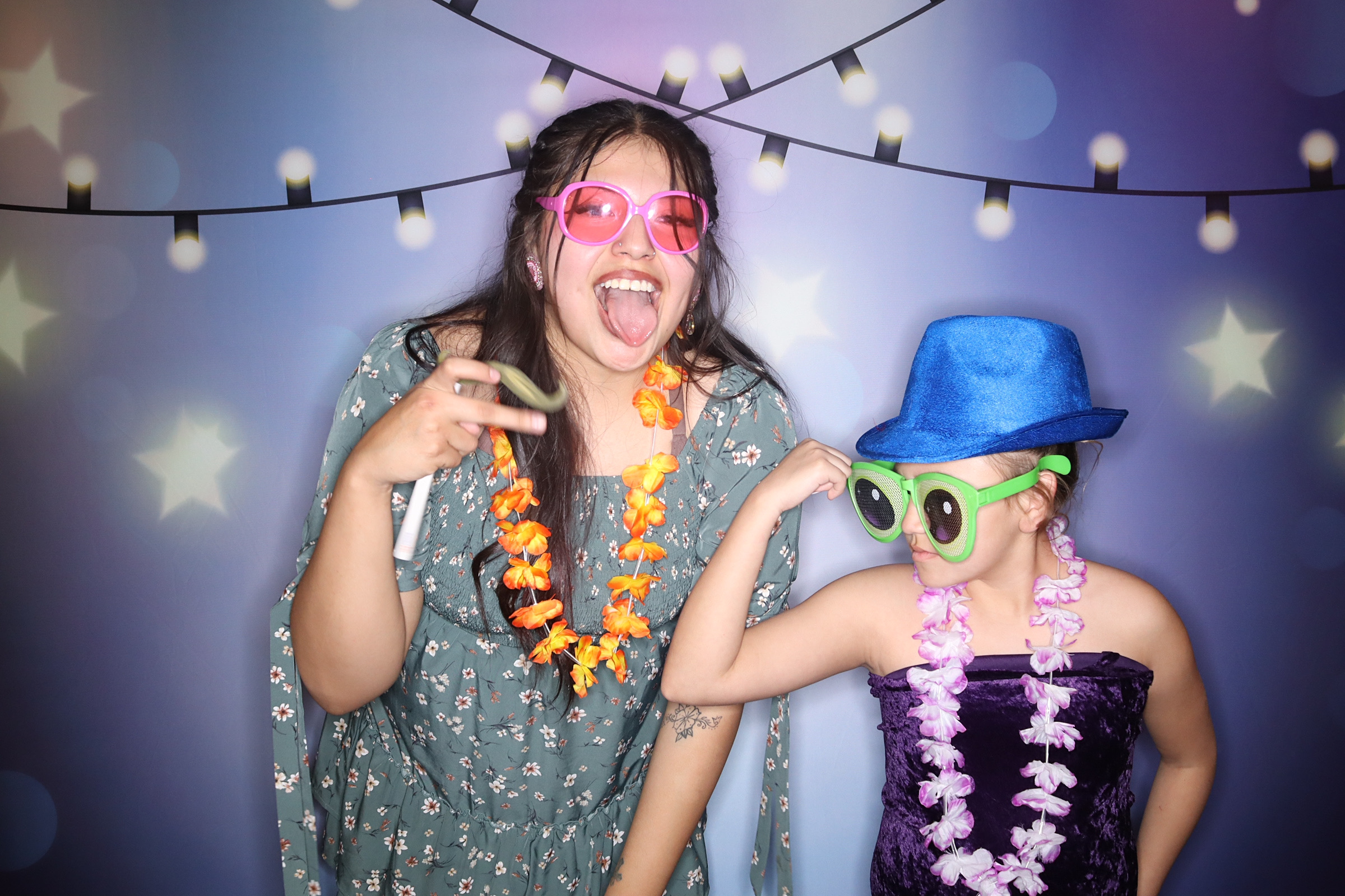 Tia and Gabrial Wedding | View more photos from the event at gallery.photoboothbillings.com/u/PhotoBoothBillings/Tia-and-Gabrial-Wedding