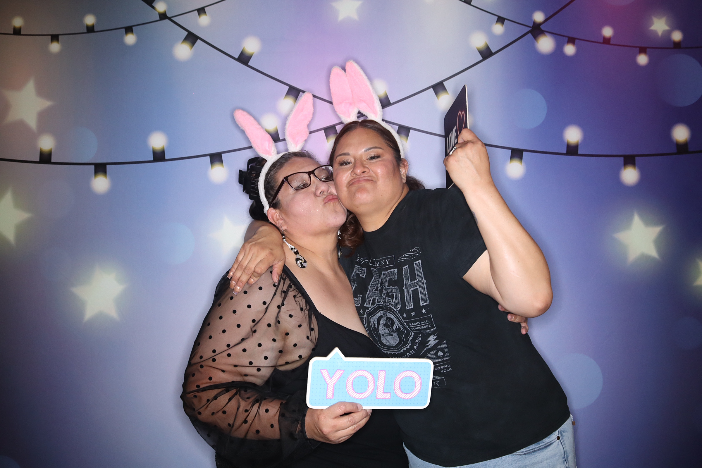 Tia and Gabrial Wedding | View more photos from the event at gallery.photoboothbillings.com/u/PhotoBoothBillings/Tia-and-Gabrial-Wedding