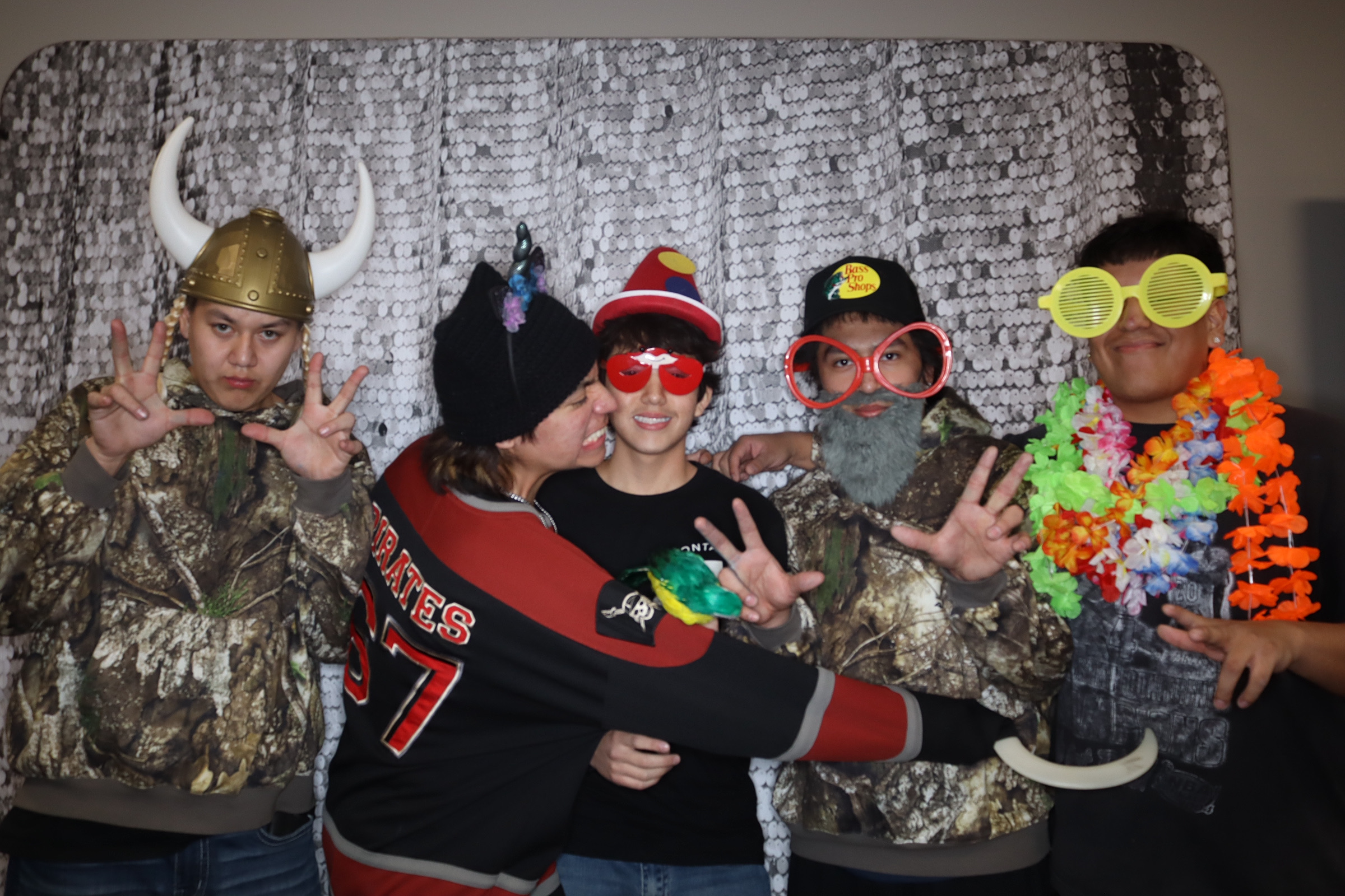 Valentine's Day Party | View more photos from the event at gallery.photoboothbillings.com/u/PhotoBoothBillings/Valentines-Day-Party