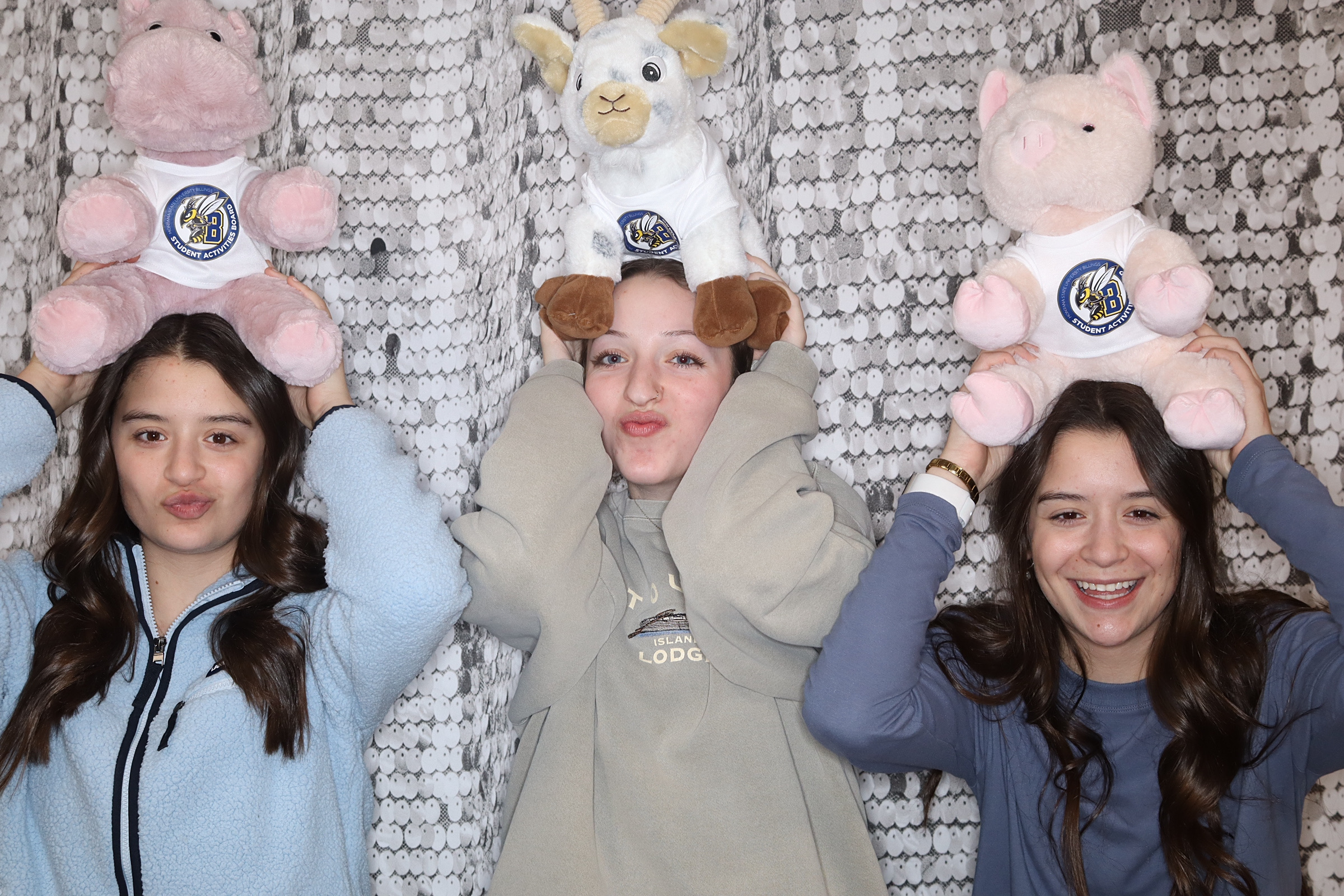 Valentine's Day Party | View more photos from the event at gallery.photoboothbillings.com/u/PhotoBoothBillings/Valentines-Day-Party