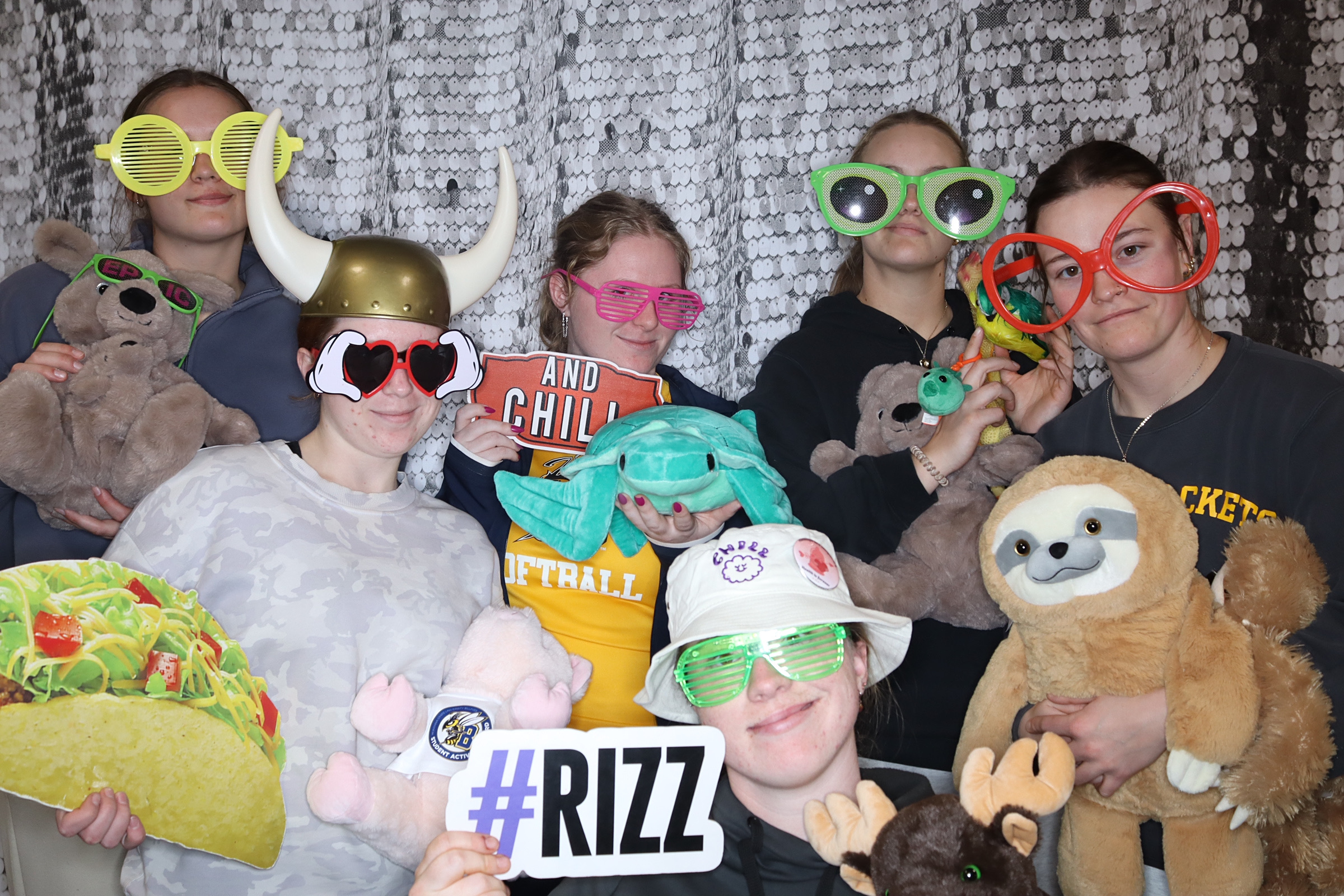 Valentine's Day Party | View more photos from the event at gallery.photoboothbillings.com/u/PhotoBoothBillings/Valentines-Day-Party