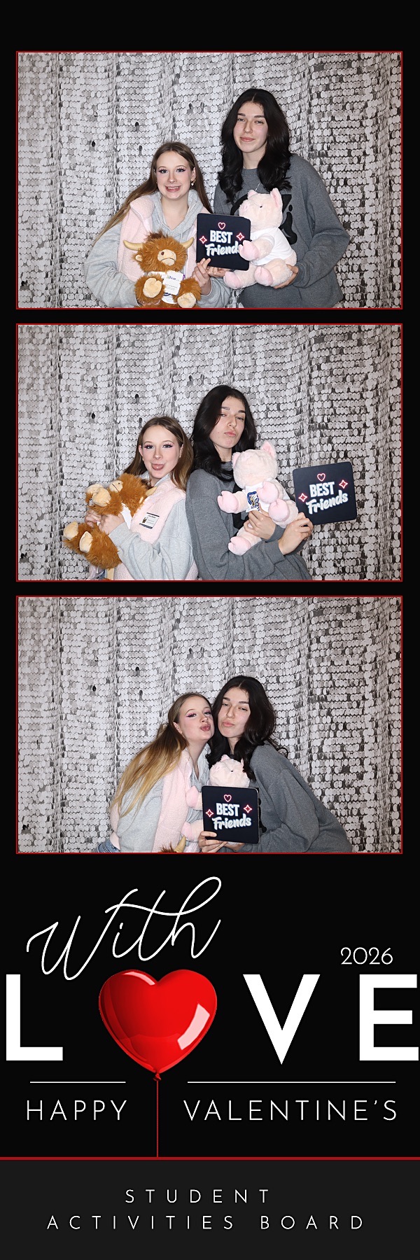 Valentine's Day Party | View more photos from the event at gallery.photoboothbillings.com/u/PhotoBoothBillings/Valentines-Day-Party