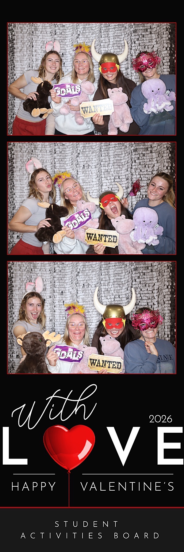 Valentine's Day Party | View more photos from the event at gallery.photoboothbillings.com/u/PhotoBoothBillings/Valentines-Day-Party