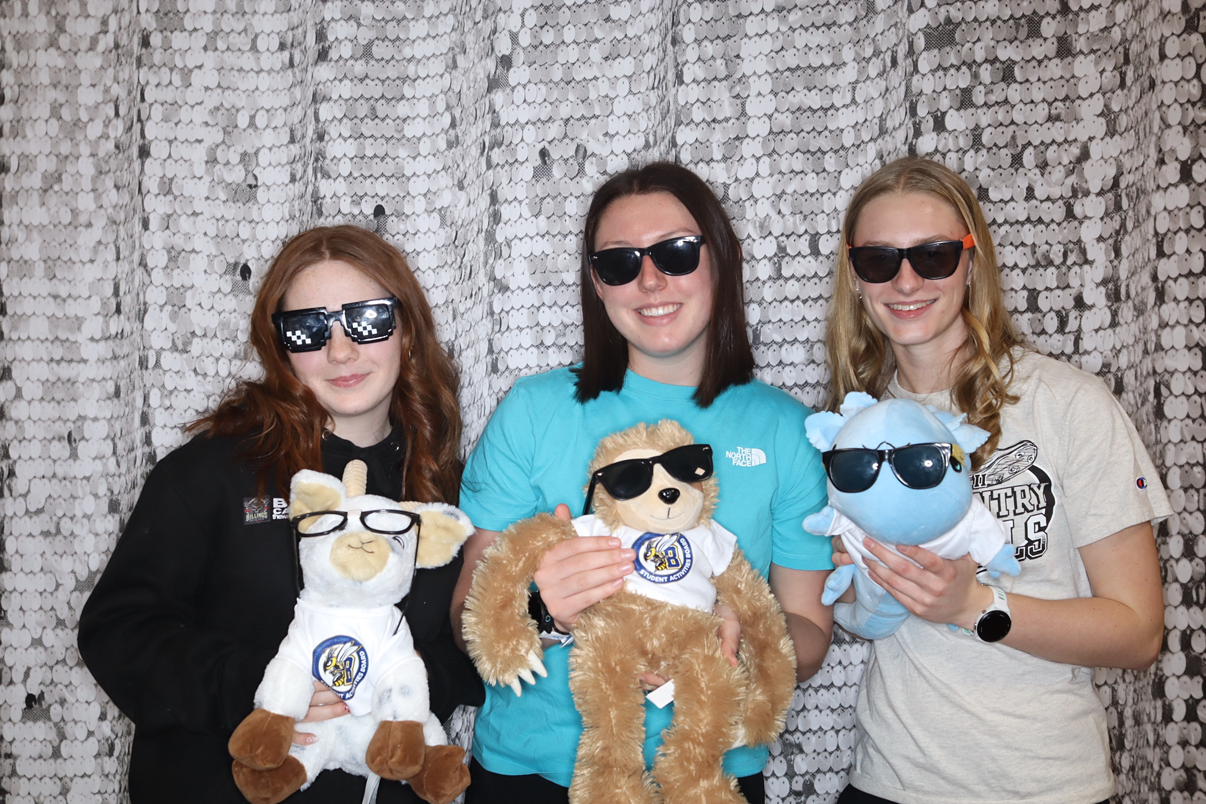 Valentine's Day Party | View more photos from the event at gallery.photoboothbillings.com/u/PhotoBoothBillings/Valentines-Day-Party