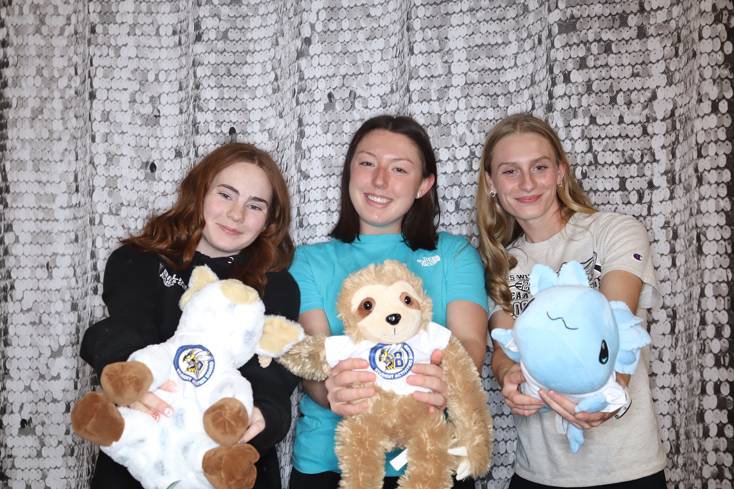 Valentine's Day Party | View more photos from the event at gallery.photoboothbillings.com/u/PhotoBoothBillings/Valentines-Day-Party