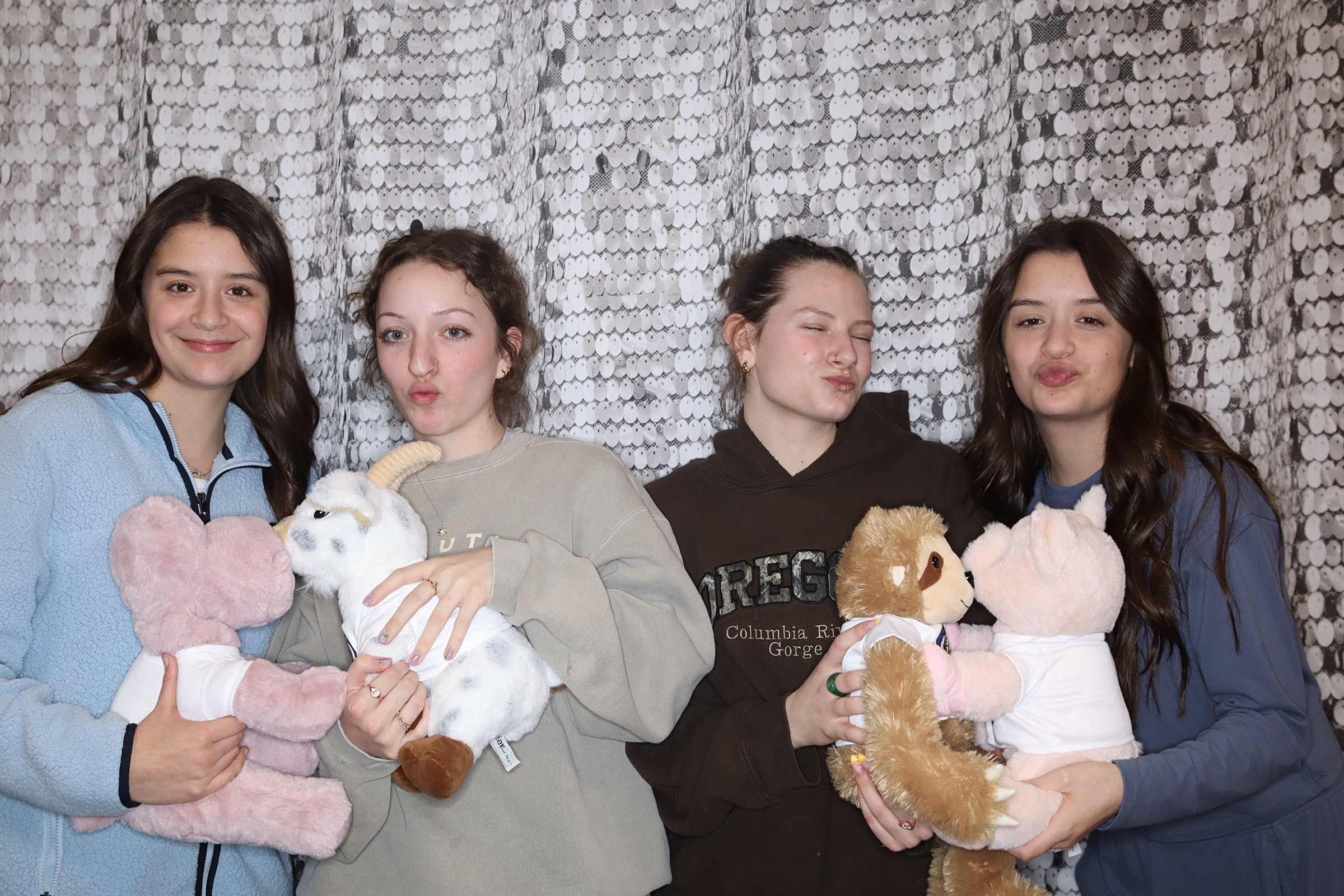 Valentine's Day Party | View more photos from the event at gallery.photoboothbillings.com/u/PhotoBoothBillings/Valentines-Day-Party