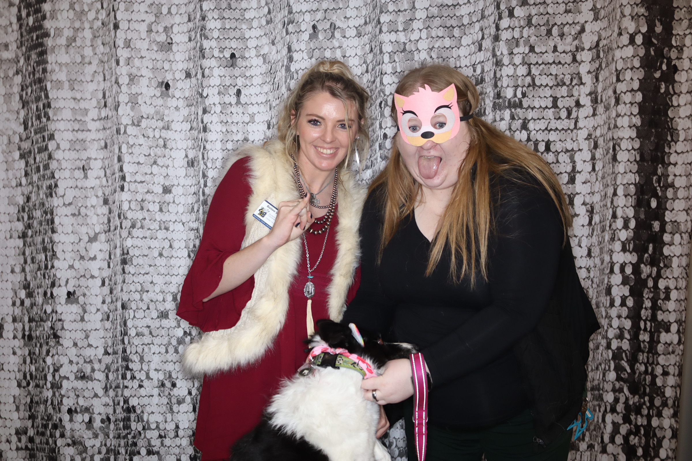 Valentine's Day Party | View more photos from the event at gallery.photoboothbillings.com/u/PhotoBoothBillings/Valentines-Day-Party