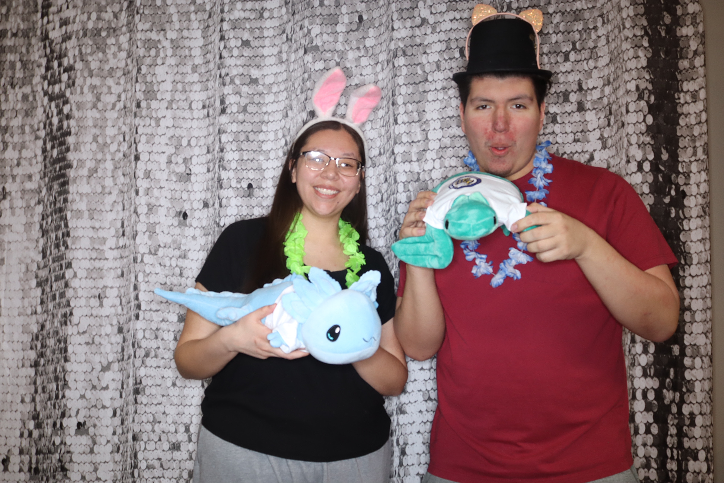 Valentine's Day Party | View more photos from the event at gallery.photoboothbillings.com/u/PhotoBoothBillings/Valentines-Day-Party