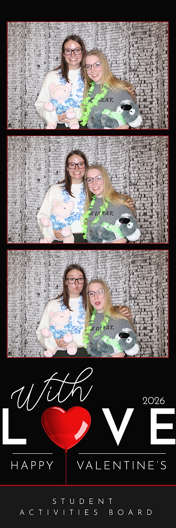 Valentine's Day Party | View more photos from the event at gallery.photoboothbillings.com/u/PhotoBoothBillings/Valentines-Day-Party