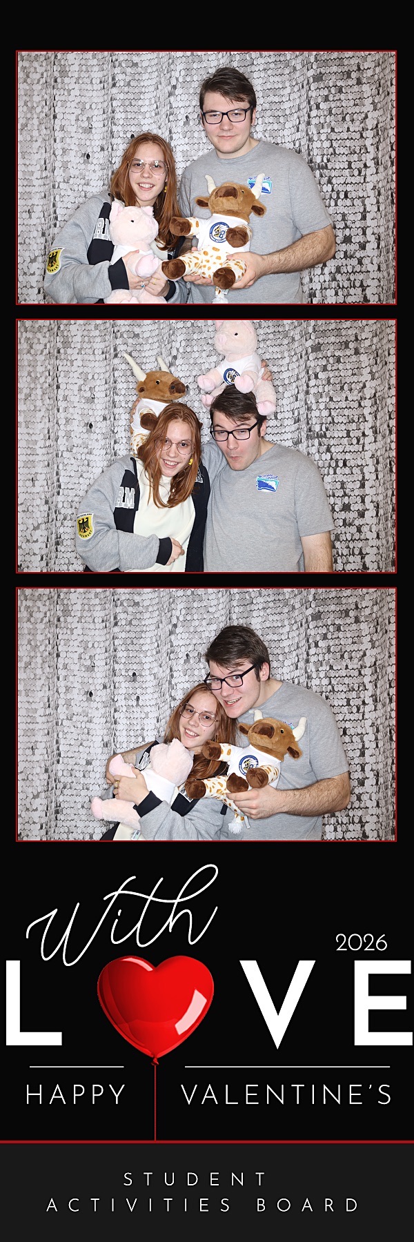 Valentine's Day Party | View more photos from the event at gallery.photoboothbillings.com/u/PhotoBoothBillings/Valentines-Day-Party