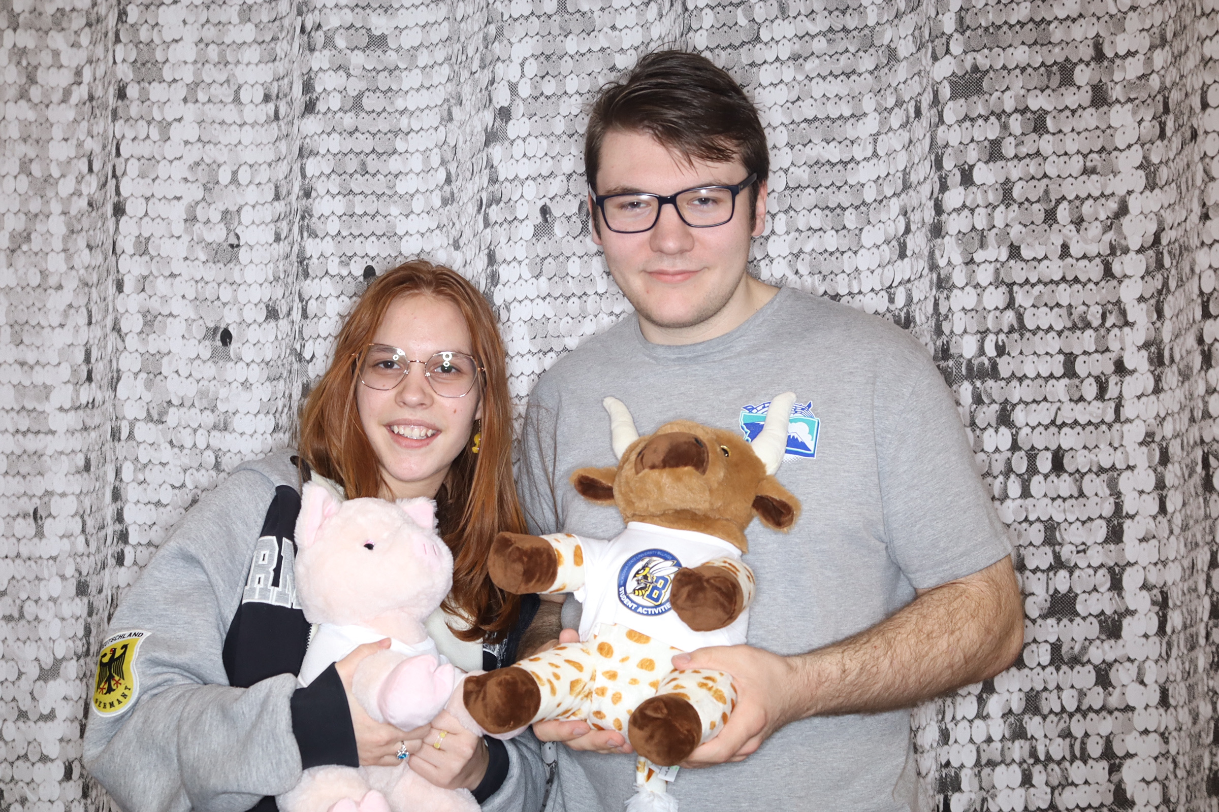 Valentine's Day Party | View more photos from the event at gallery.photoboothbillings.com/u/PhotoBoothBillings/Valentines-Day-Party