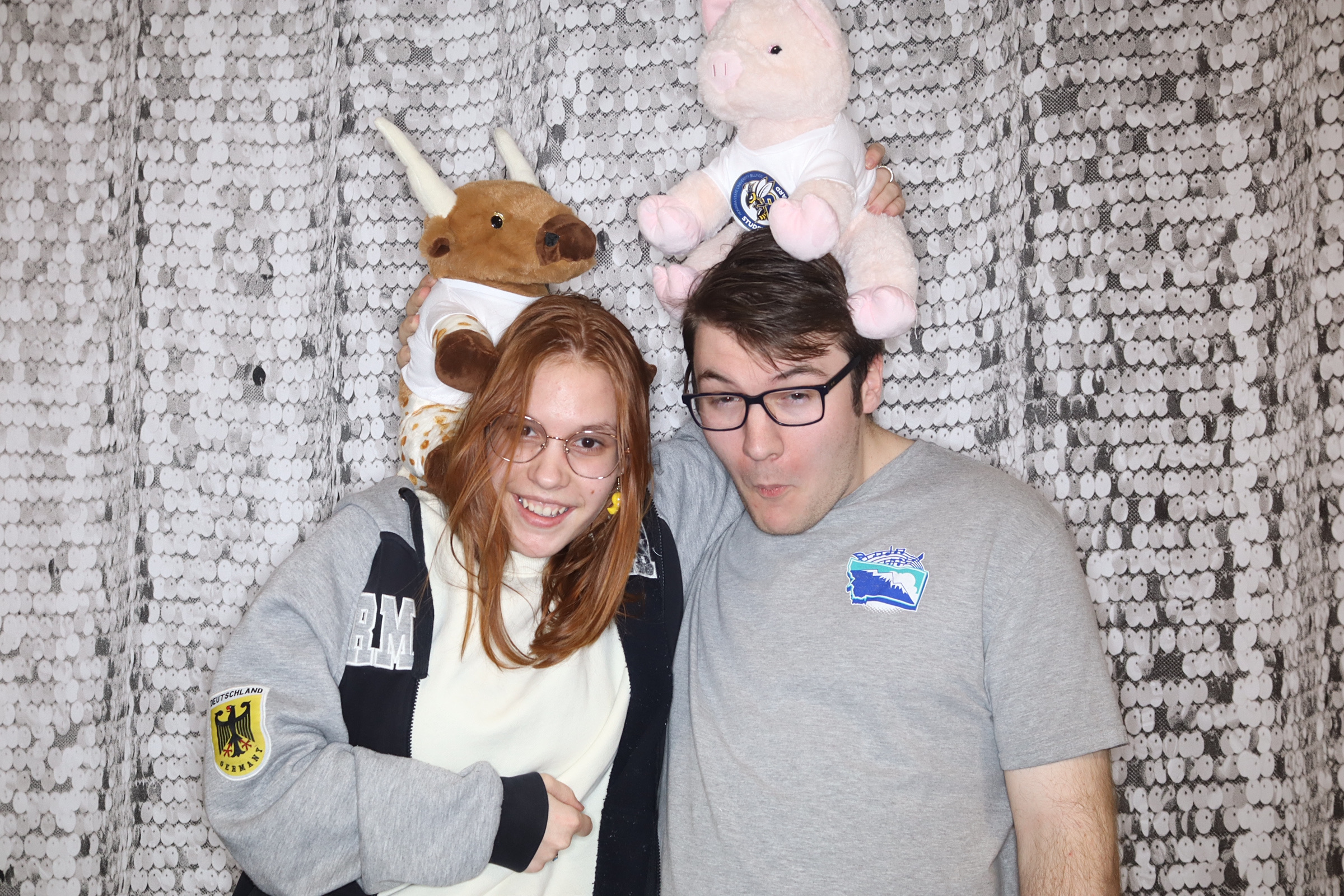 Valentine's Day Party | View more photos from the event at gallery.photoboothbillings.com/u/PhotoBoothBillings/Valentines-Day-Party