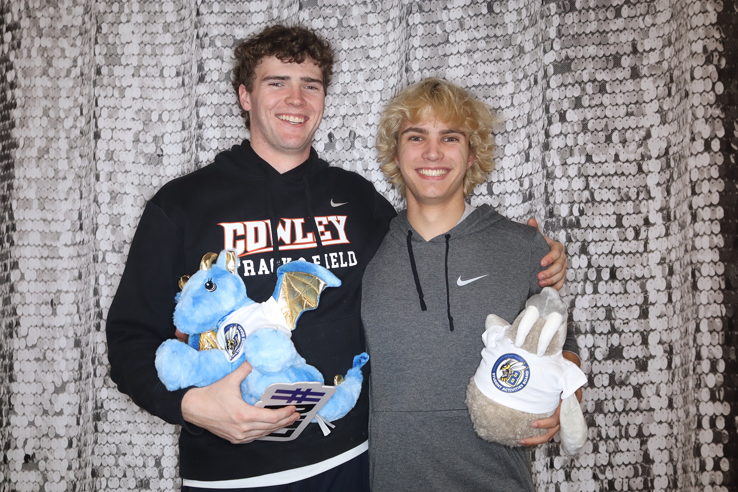 Valentine's Day Party | View more photos from the event at gallery.photoboothbillings.com/u/PhotoBoothBillings/Valentines-Day-Party