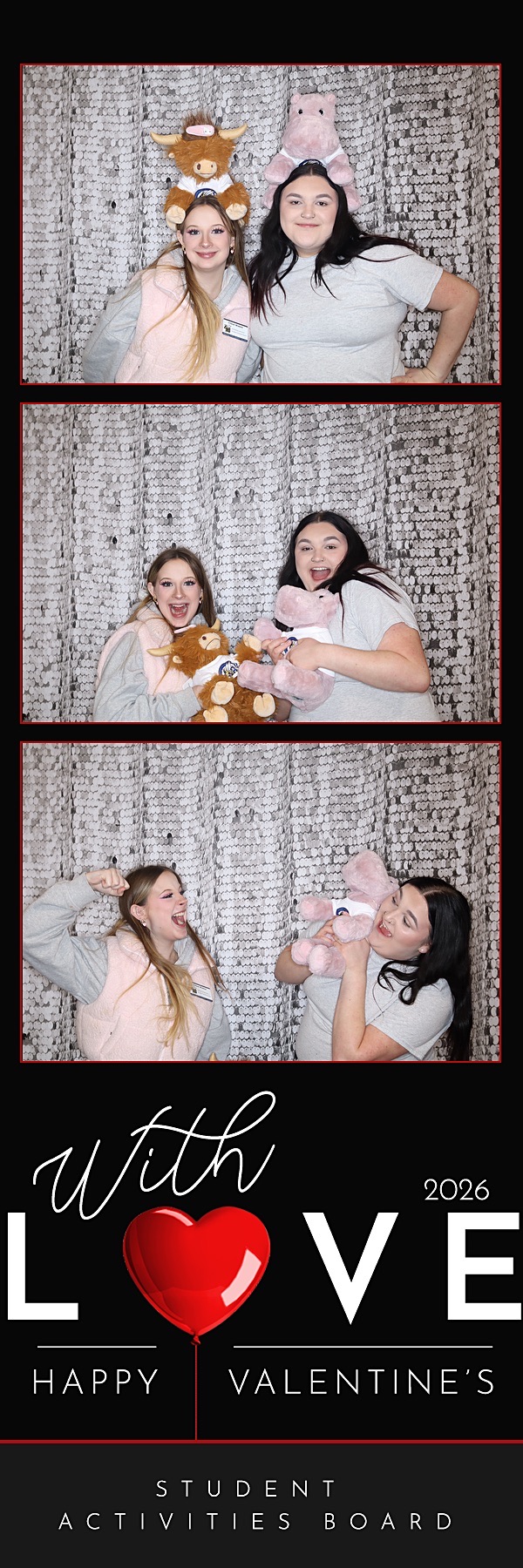 Valentine's Day Party | View more photos from the event at gallery.photoboothbillings.com/u/PhotoBoothBillings/Valentines-Day-Party