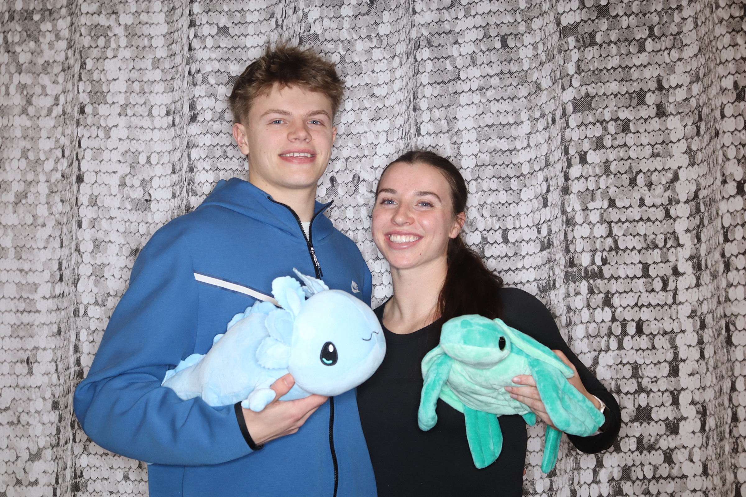 Valentine's Day Party | View more photos from the event at gallery.photoboothbillings.com/u/PhotoBoothBillings/Valentines-Day-Party