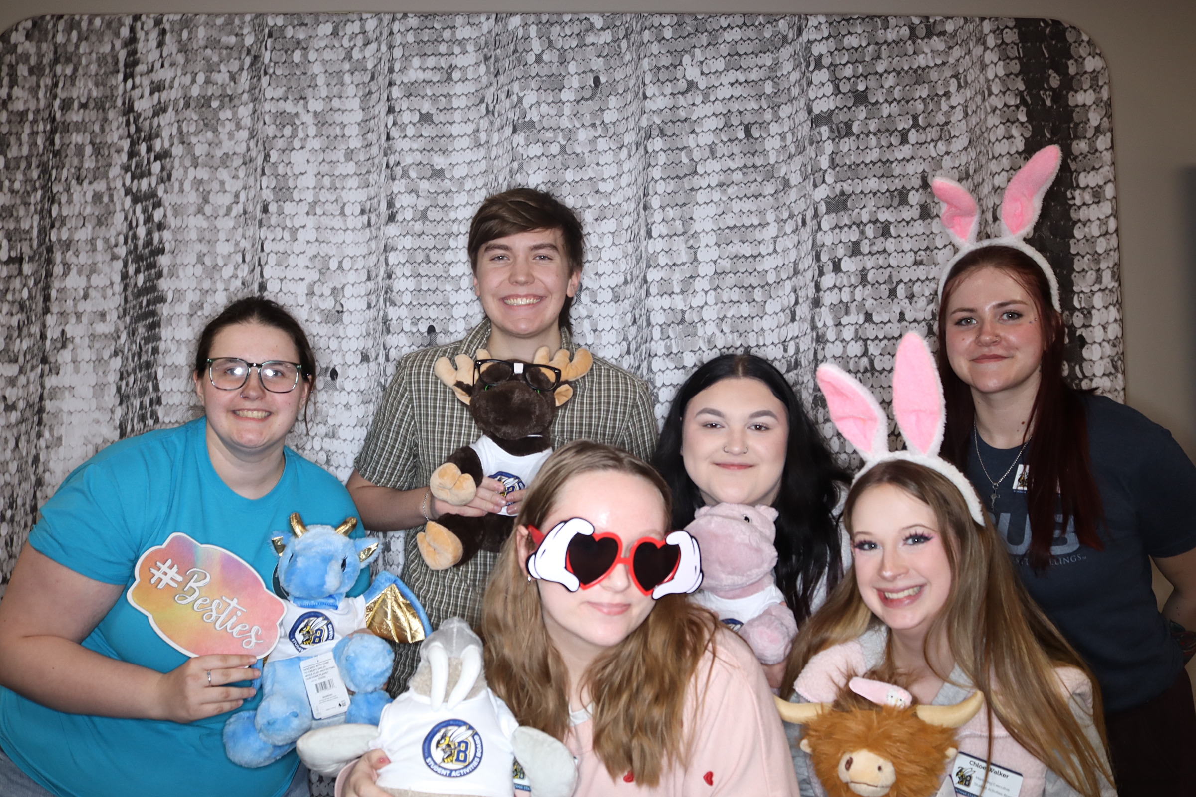 Valentine's Day Party | View more photos from the event at gallery.photoboothbillings.com/u/PhotoBoothBillings/Valentines-Day-Party