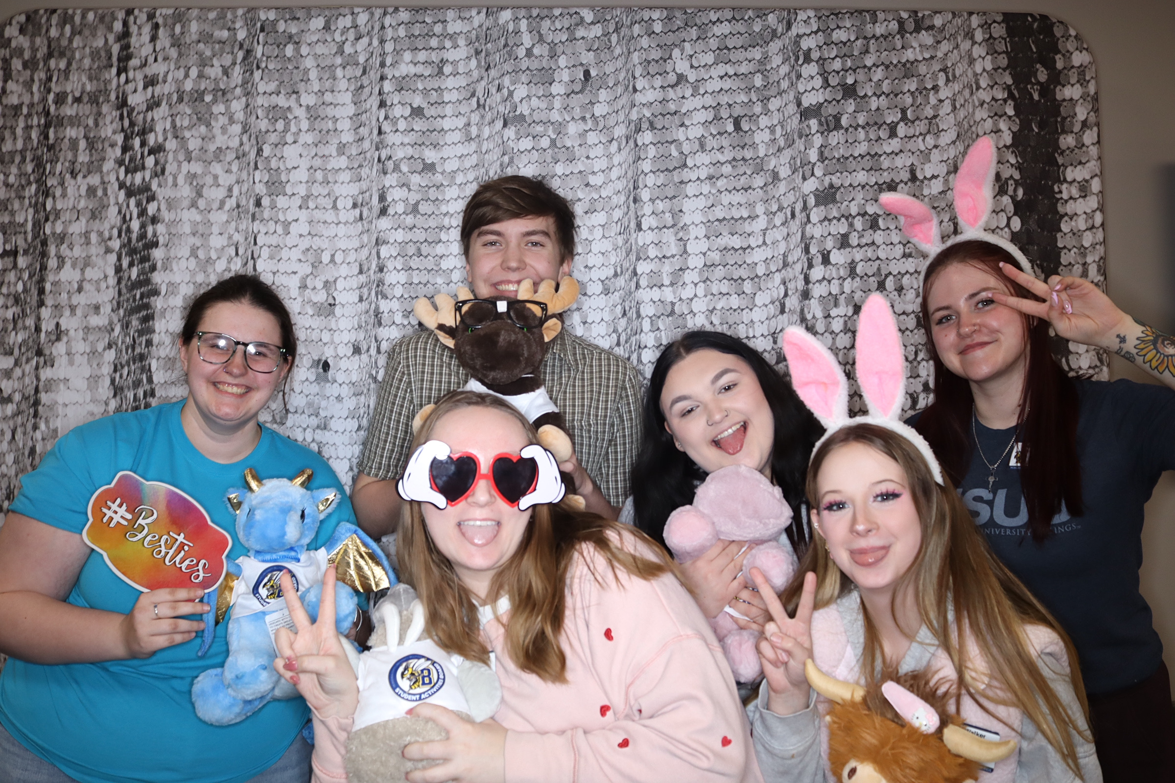 Valentine's Day Party | View more photos from the event at gallery.photoboothbillings.com/u/PhotoBoothBillings/Valentines-Day-Party