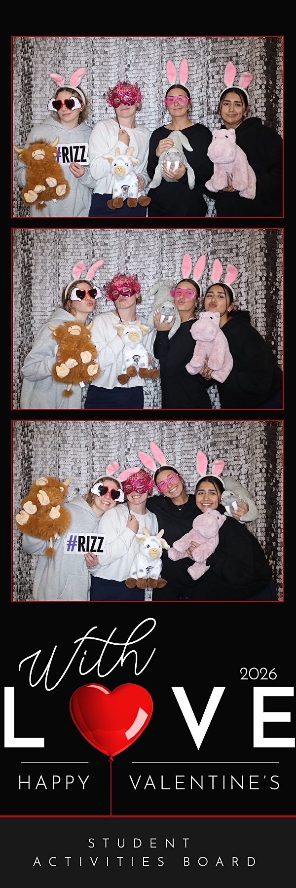 Valentine's Day Party | View more photos from the event at gallery.photoboothbillings.com/u/PhotoBoothBillings/Valentines-Day-Party