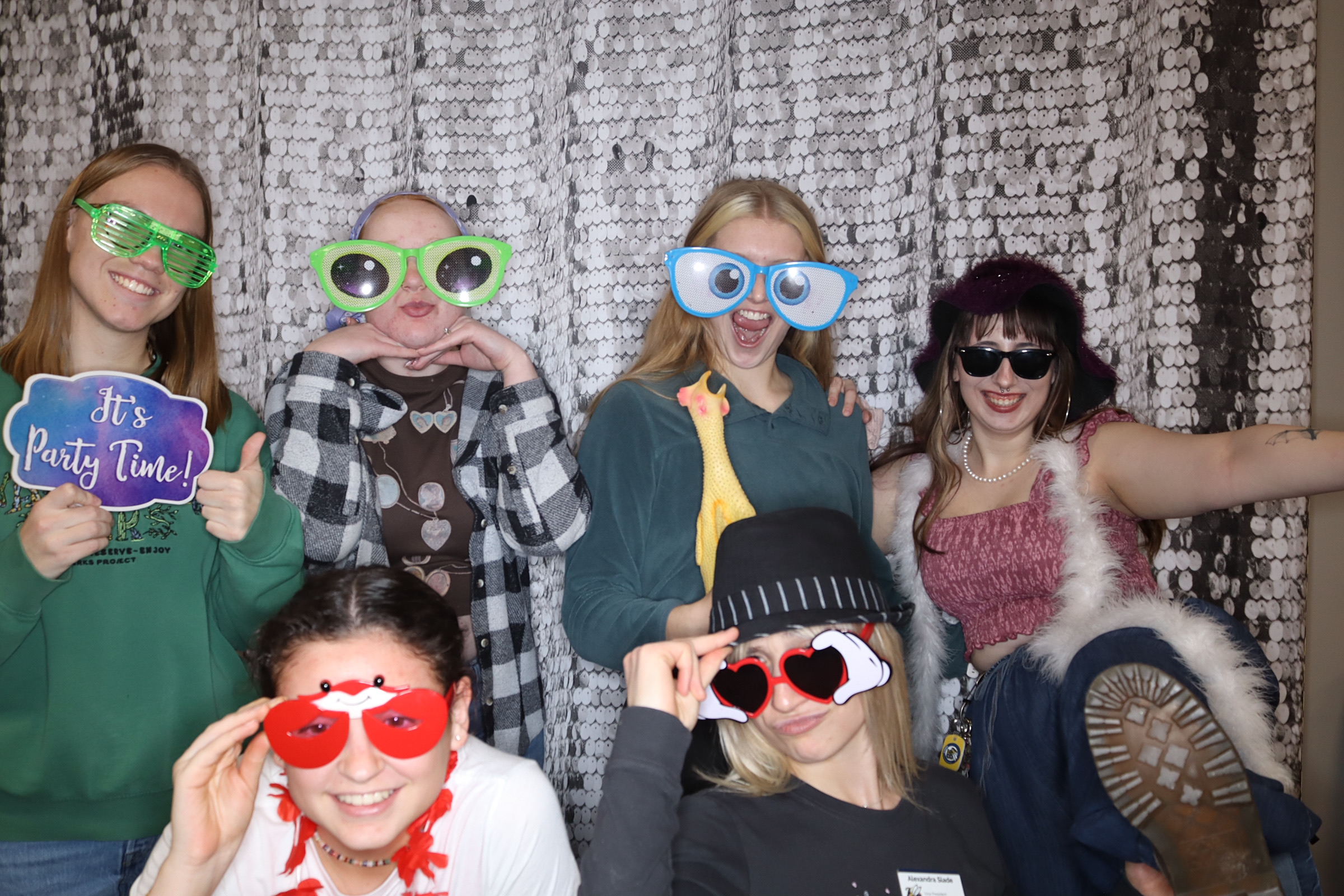 Valentine's Day Party | View more photos from the event at gallery.photoboothbillings.com/u/PhotoBoothBillings/Valentines-Day-Party