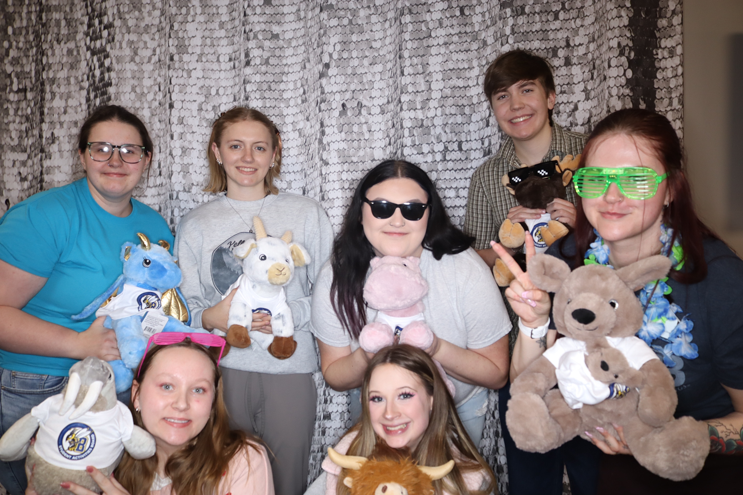 Valentine's Day Party | View more photos from the event at gallery.photoboothbillings.com/u/PhotoBoothBillings/Valentines-Day-Party