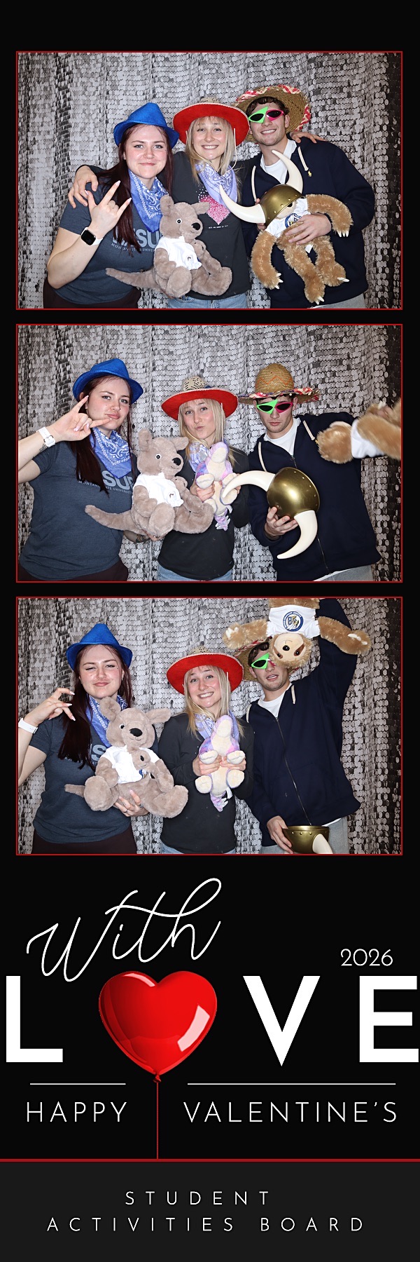 Valentine's Day Party | View more photos from the event at gallery.photoboothbillings.com/u/PhotoBoothBillings/Valentines-Day-Party