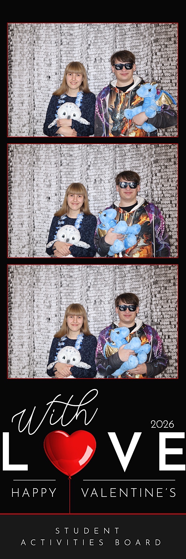 Valentine's Day Party | View more photos from the event at gallery.photoboothbillings.com/u/PhotoBoothBillings/Valentines-Day-Party