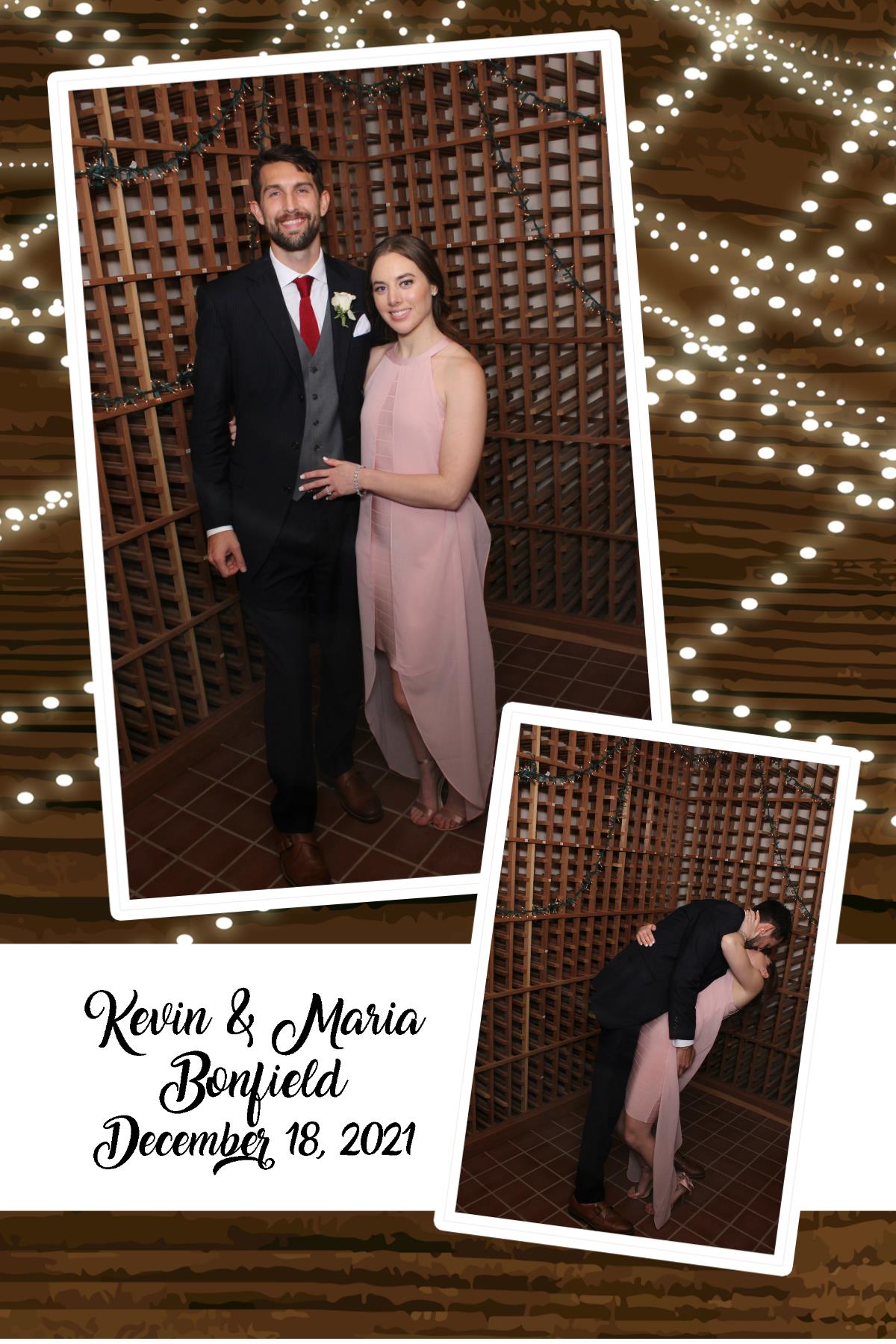Kevin & Maria | View more photos from the event at gallery.photoboothcincy.com/u/PhotoBoothCincy/Kevin-Maria