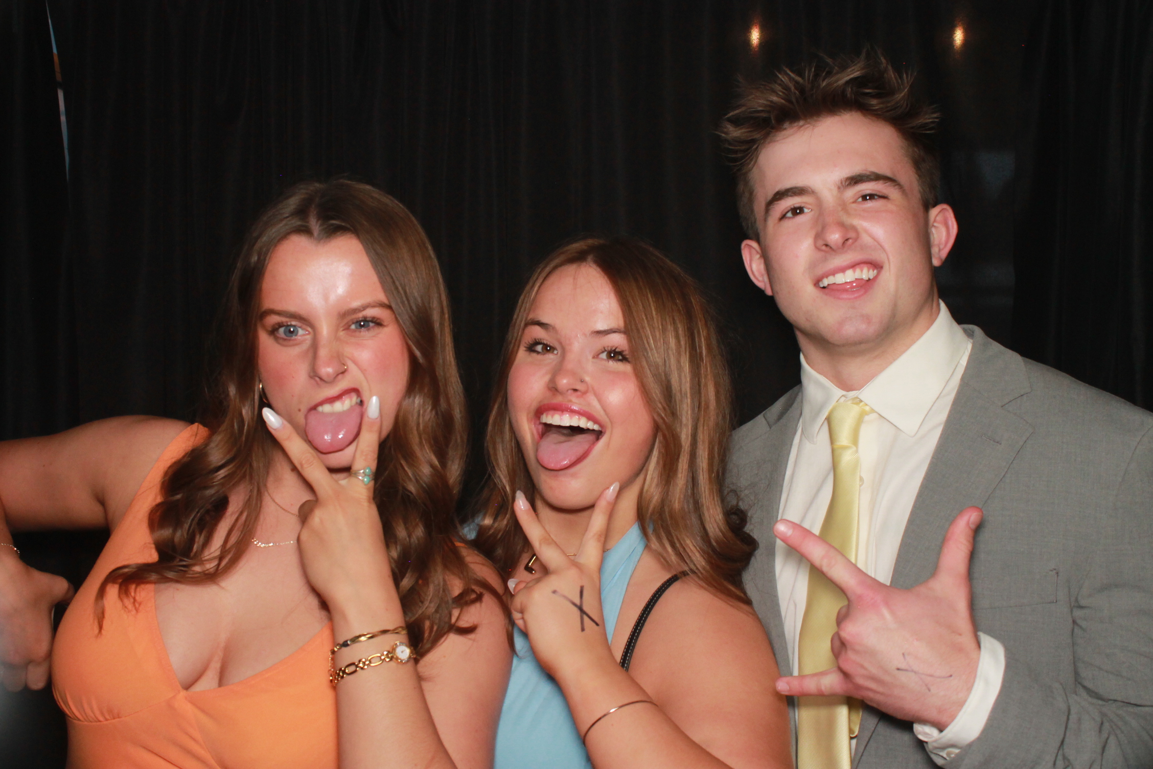 Kappa Alpha Theta Formal 2025 | View more photos from the event at gallery.photoboothcincy.com/u/PhotoBoothCincy/Kappa-Alpha-Theta-Formal-2025