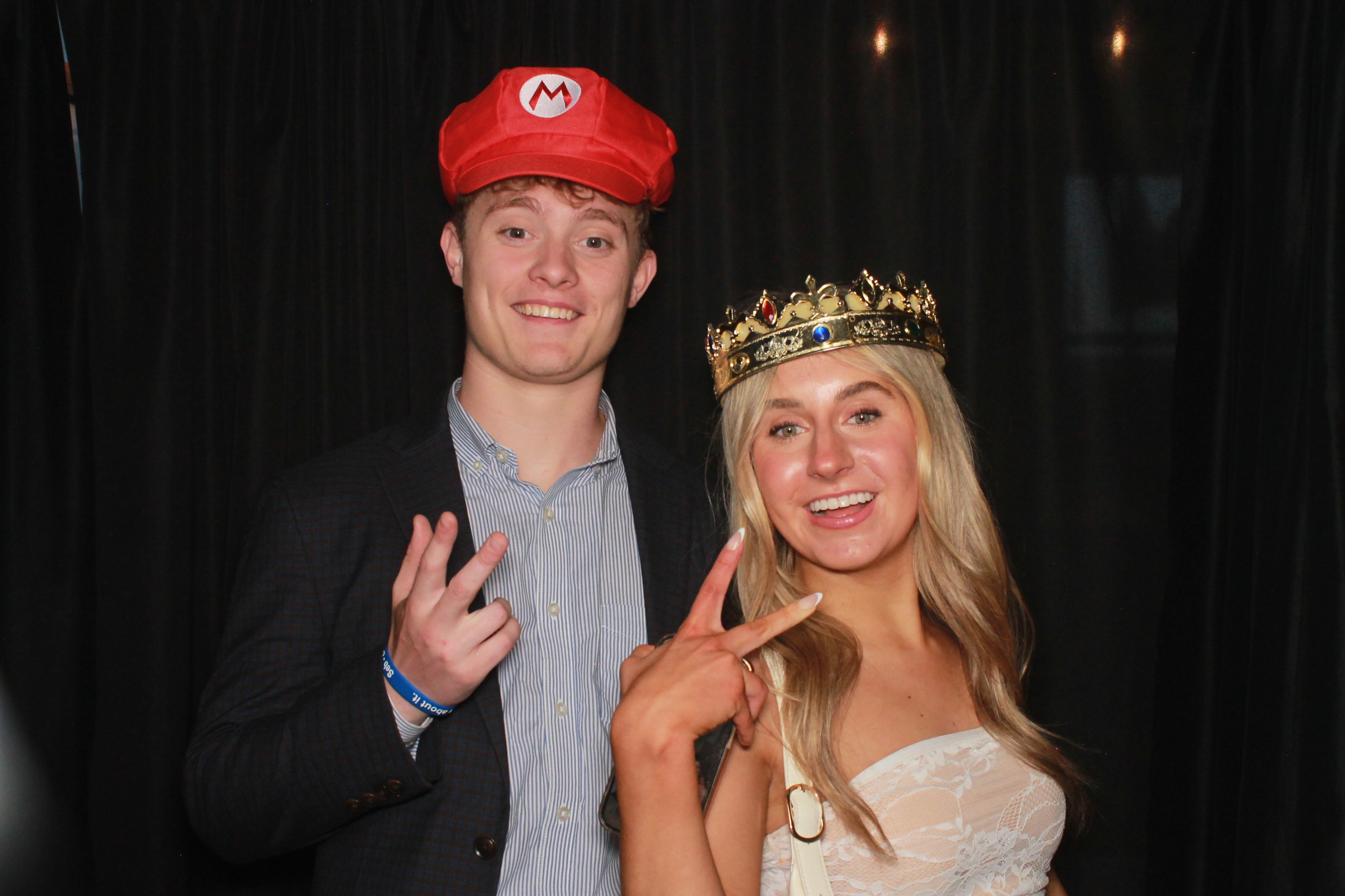 Kappa Alpha Theta Formal 2025 | View more photos from the event at gallery.photoboothcincy.com/u/PhotoBoothCincy/Kappa-Alpha-Theta-Formal-2025