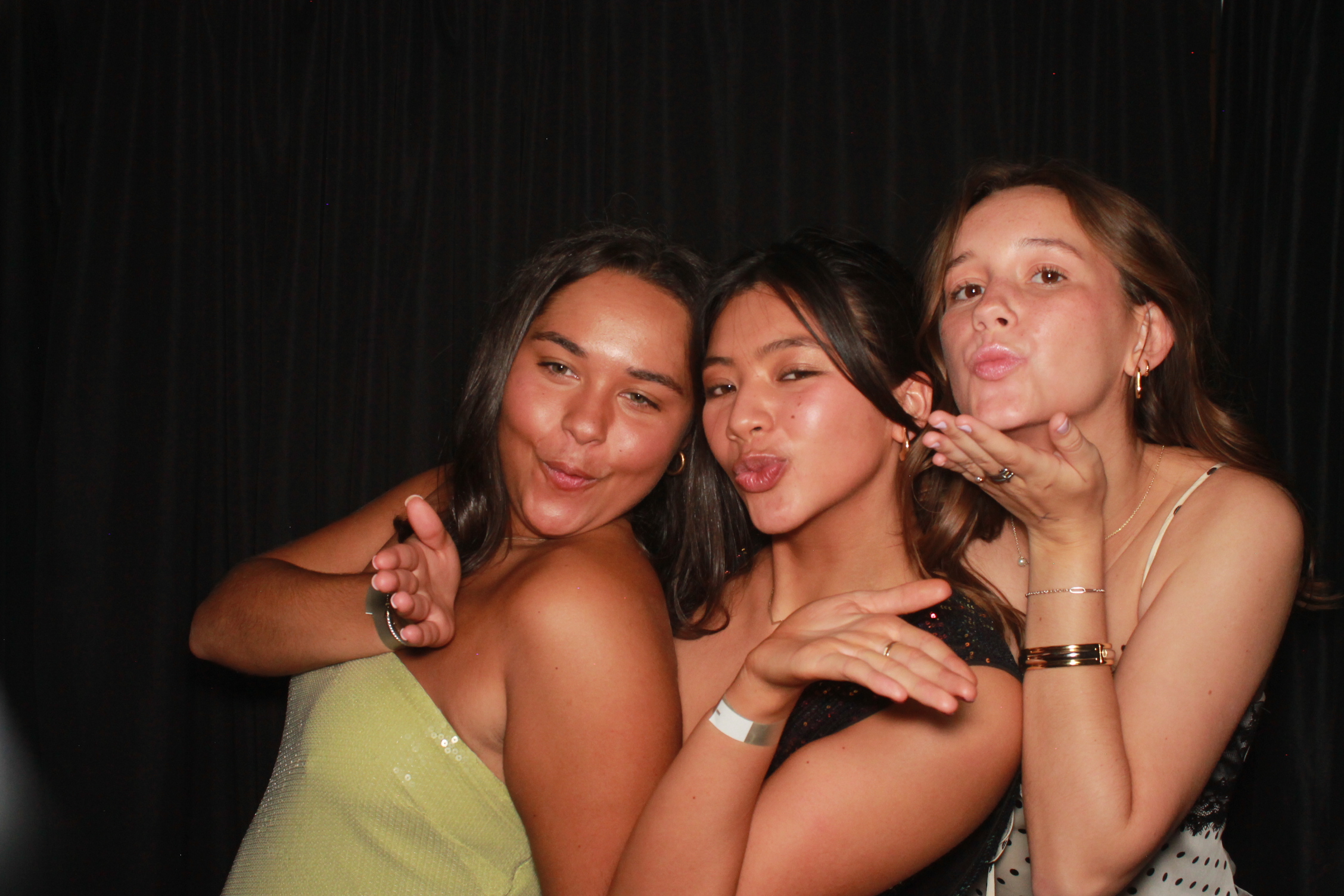 Kappa Alpha Theta Formal 2025 | View more photos from the event at gallery.photoboothcincy.com/u/PhotoBoothCincy/Kappa-Alpha-Theta-Formal-2025