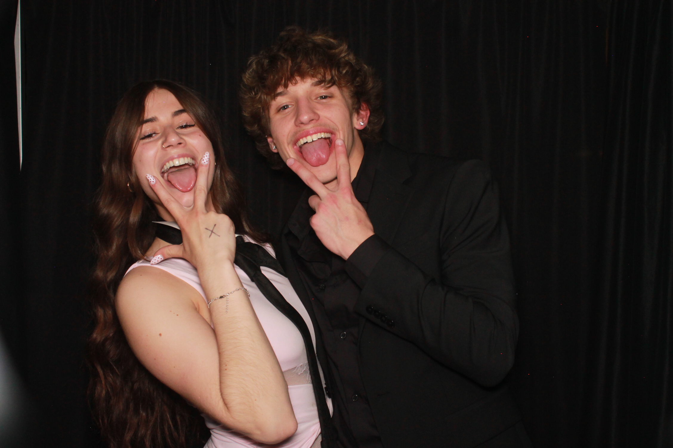 Kappa Alpha Theta Formal 2025 | View more photos from the event at gallery.photoboothcincy.com/u/PhotoBoothCincy/Kappa-Alpha-Theta-Formal-2025