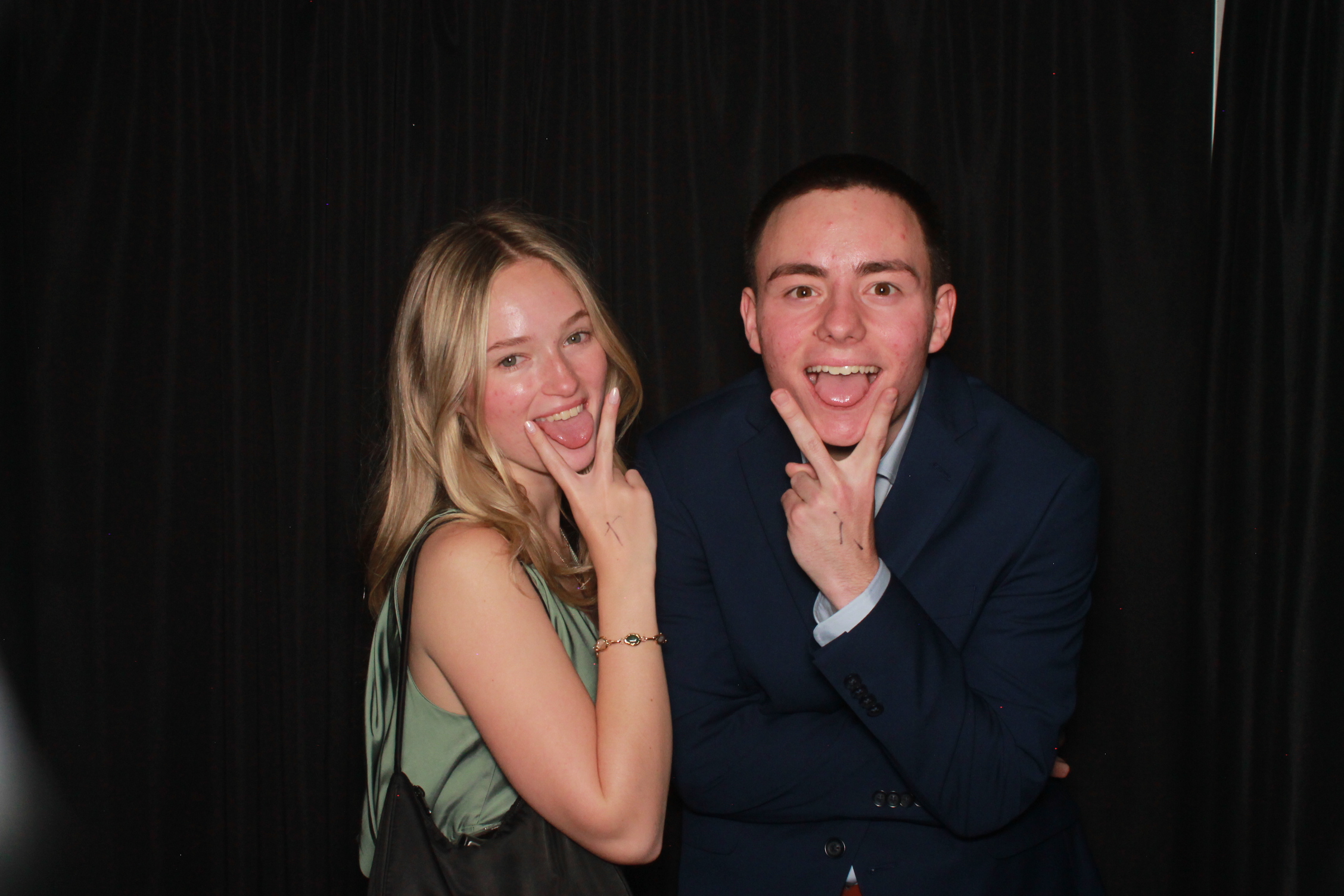 Kappa Alpha Theta Formal 2025 | View more photos from the event at gallery.photoboothcincy.com/u/PhotoBoothCincy/Kappa-Alpha-Theta-Formal-2025