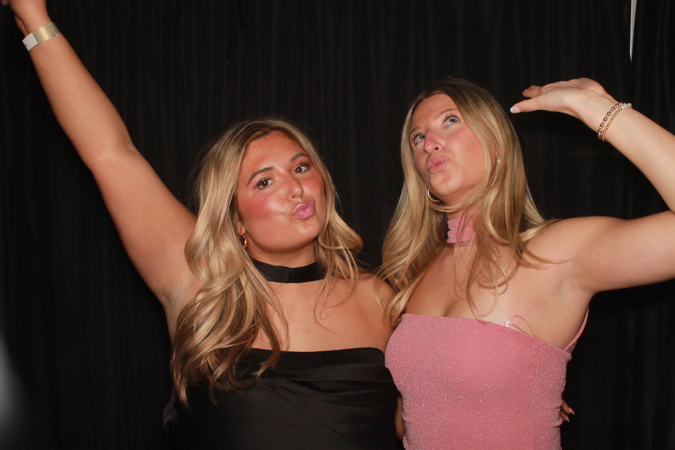 Kappa Alpha Theta Formal 2025 | View more photos from the event at gallery.photoboothcincy.com/u/PhotoBoothCincy/Kappa-Alpha-Theta-Formal-2025