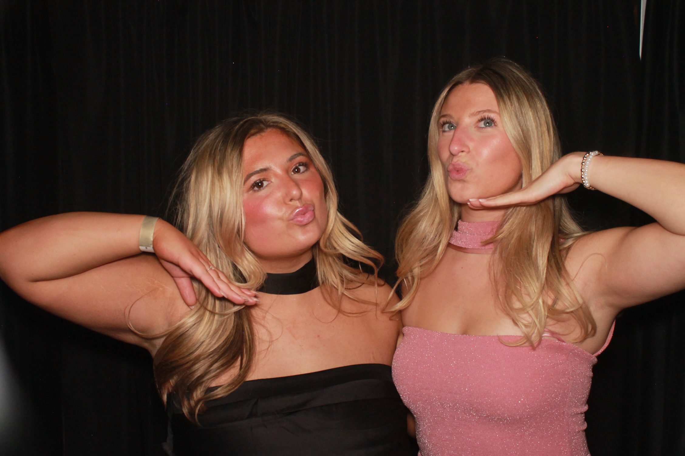 Kappa Alpha Theta Formal 2025 | View more photos from the event at gallery.photoboothcincy.com/u/PhotoBoothCincy/Kappa-Alpha-Theta-Formal-2025