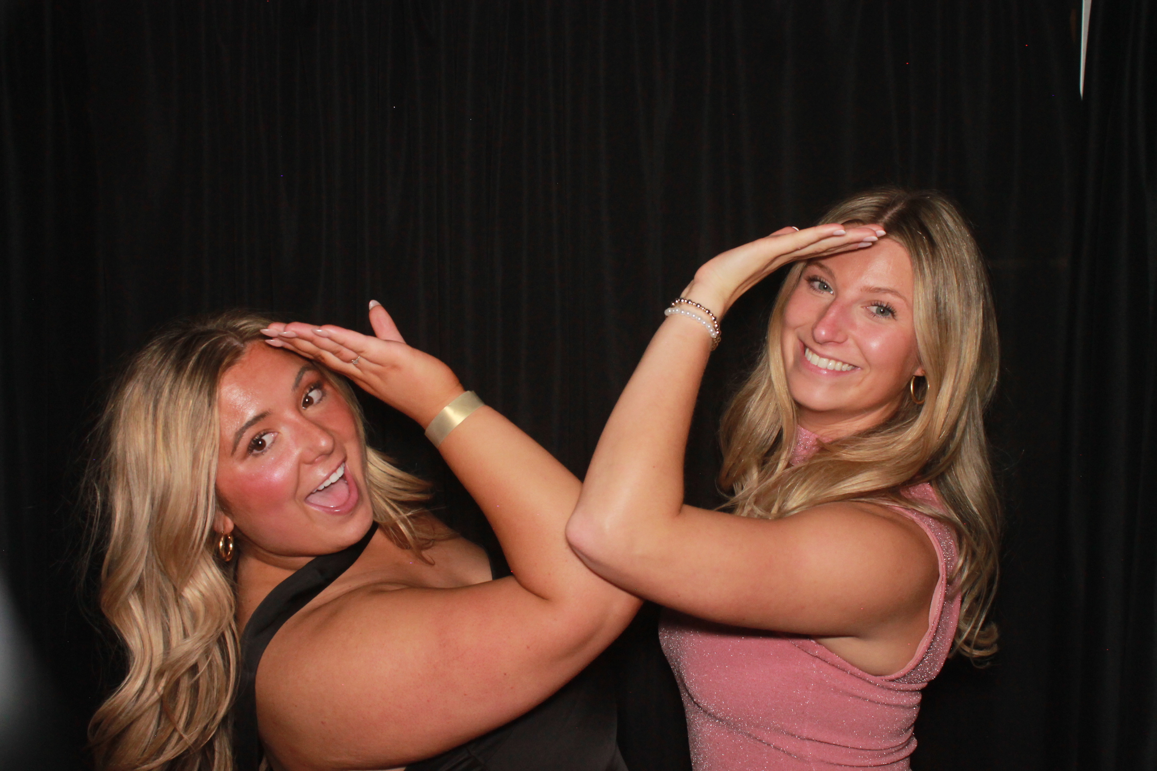 Kappa Alpha Theta Formal 2025 | View more photos from the event at gallery.photoboothcincy.com/u/PhotoBoothCincy/Kappa-Alpha-Theta-Formal-2025