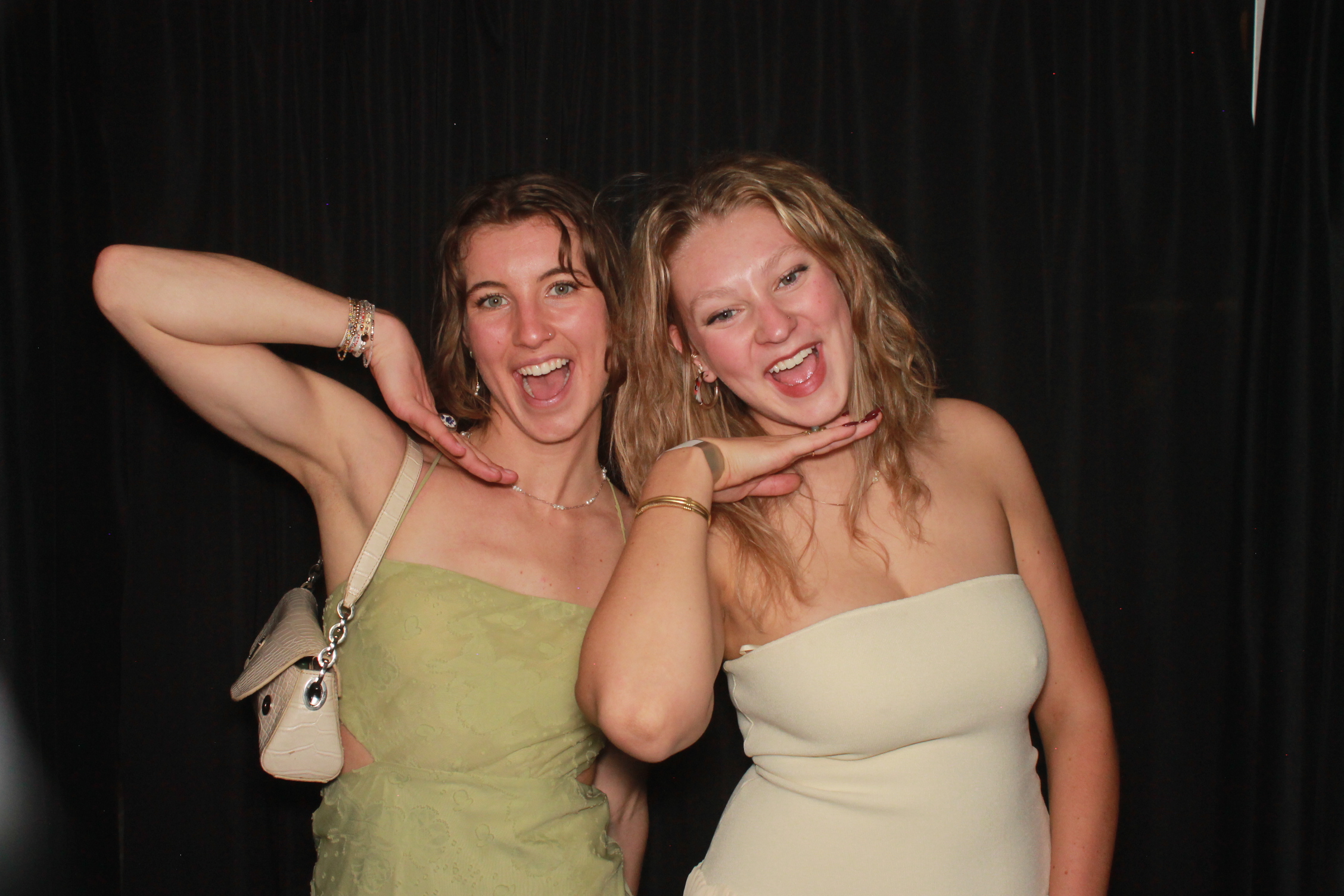 Kappa Alpha Theta Formal 2025 | View more photos from the event at gallery.photoboothcincy.com/u/PhotoBoothCincy/Kappa-Alpha-Theta-Formal-2025