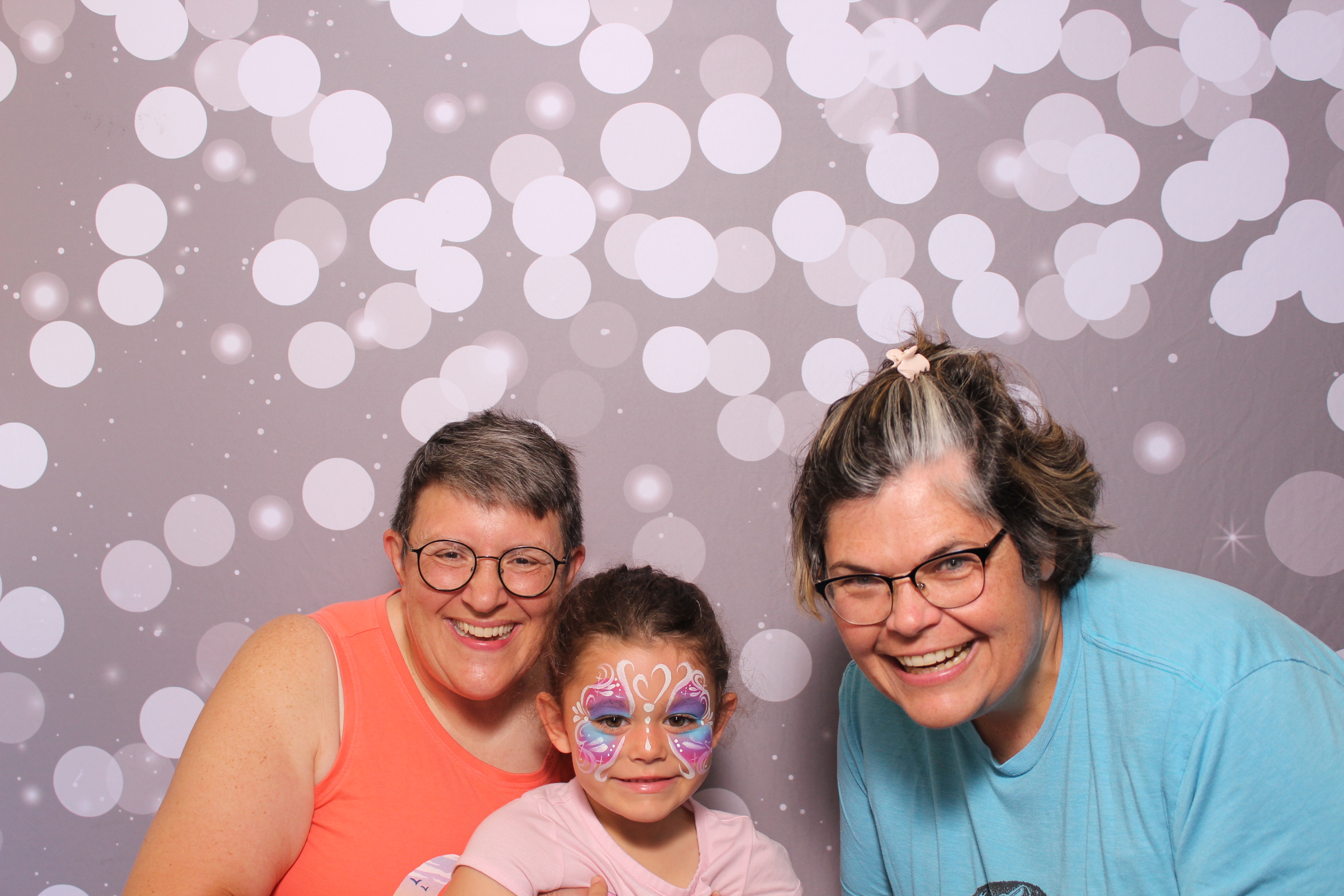 Meridian Bioscience | View more photos from the event at gallery.photoboothcincy.com/u/PhotoBoothCincy/Meridian-Bioscience