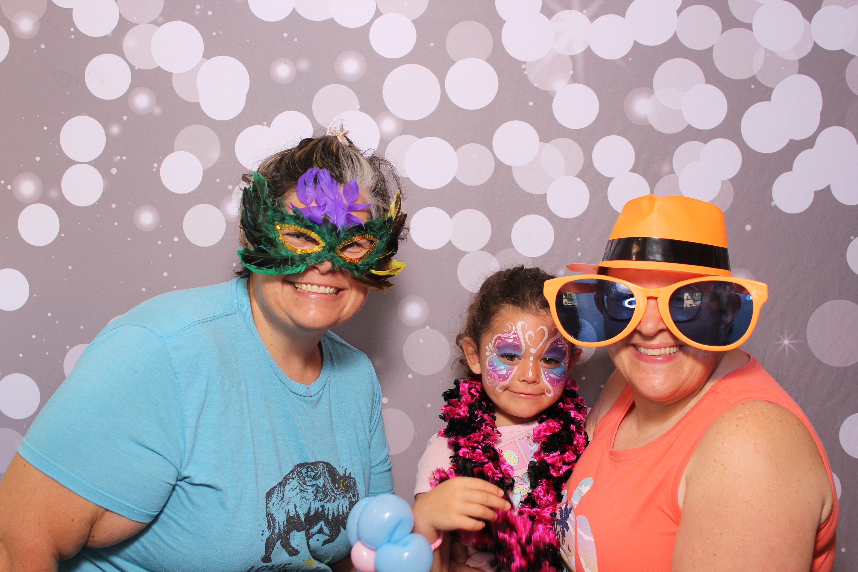 Meridian Bioscience | View more photos from the event at gallery.photoboothcincy.com/u/PhotoBoothCincy/Meridian-Bioscience