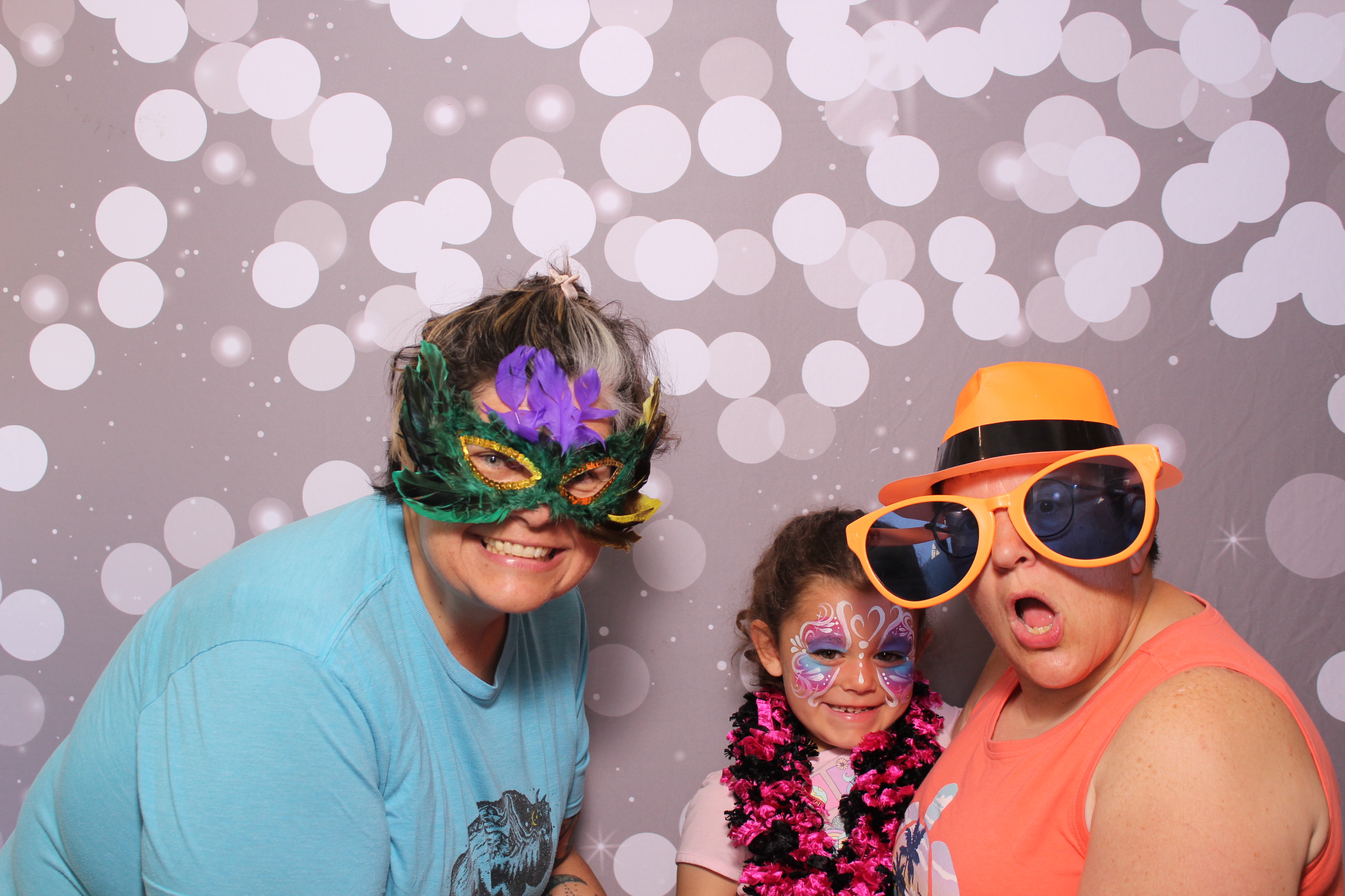 Meridian Bioscience | View more photos from the event at gallery.photoboothcincy.com/u/PhotoBoothCincy/Meridian-Bioscience